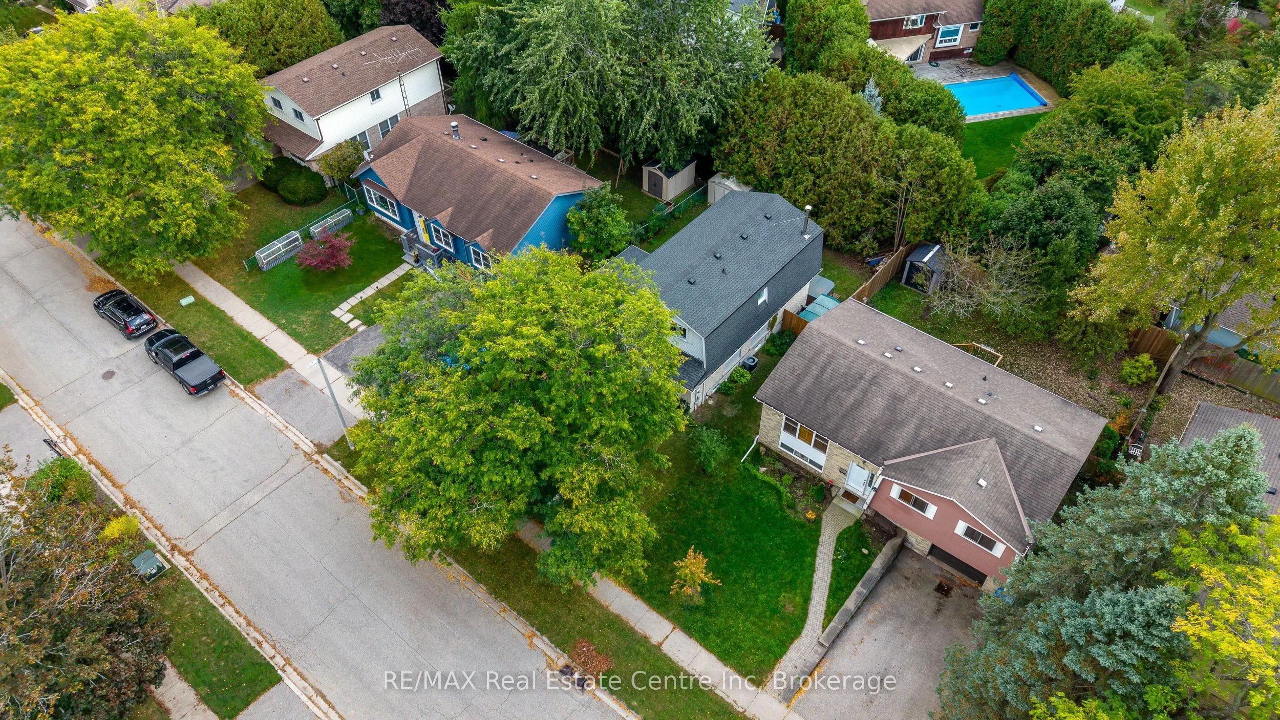 34 Woodridge Drive