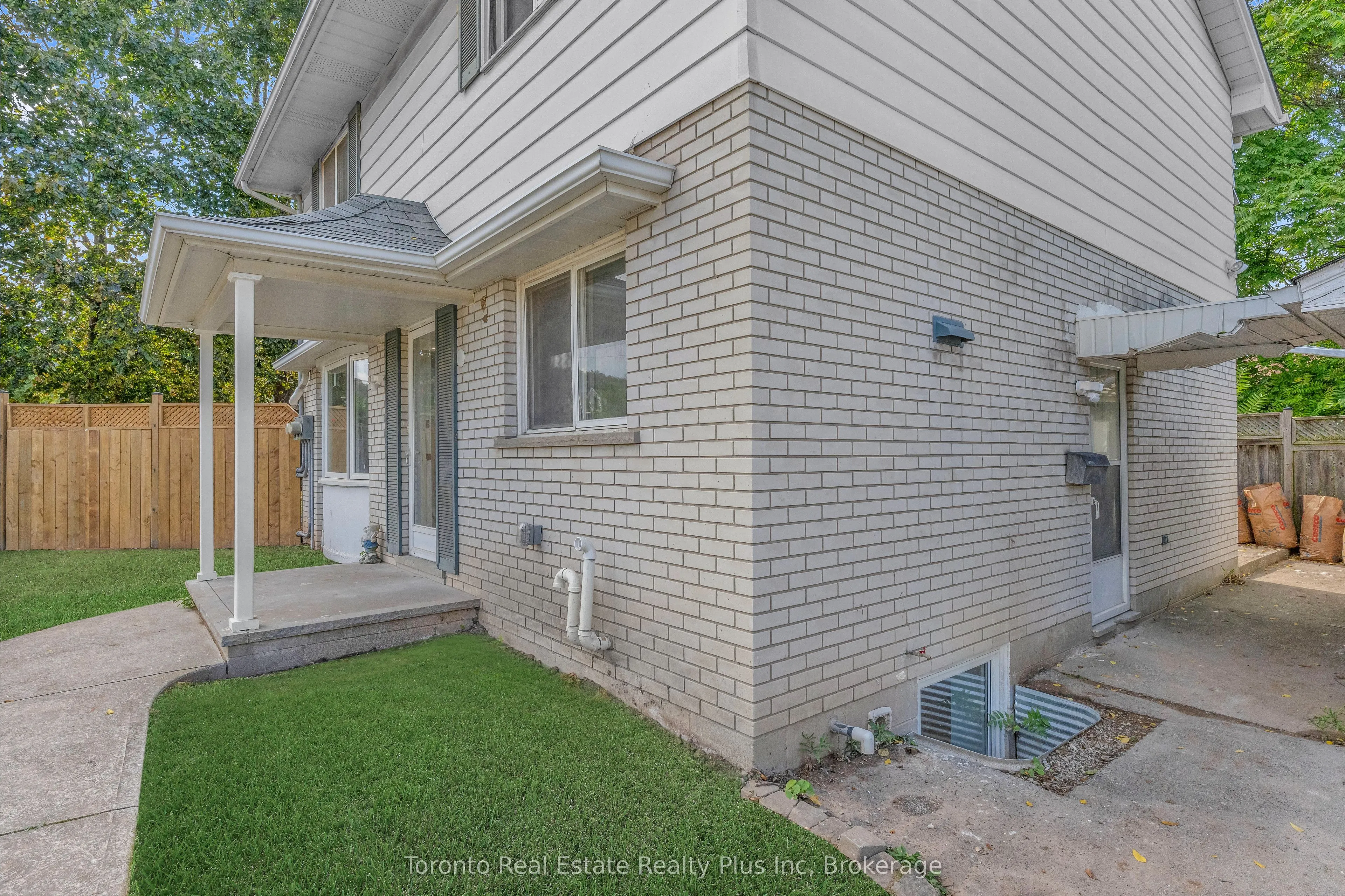 113 Green Road