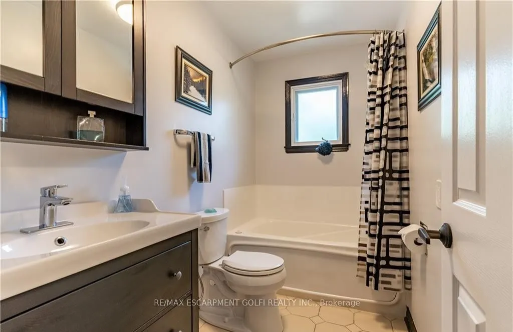 3999 LOCUST Lane, #2
