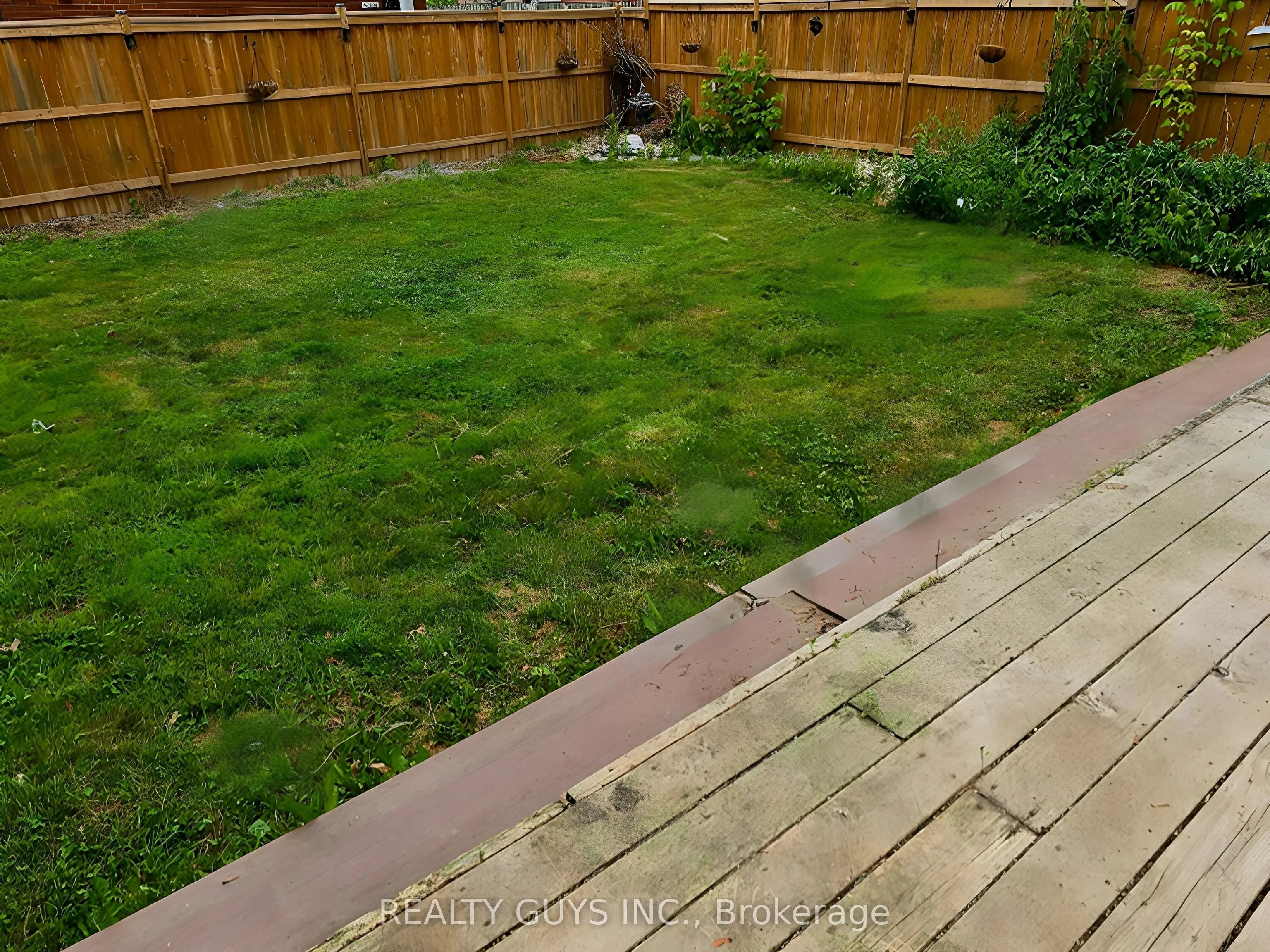 650 CRAWFORD Drive