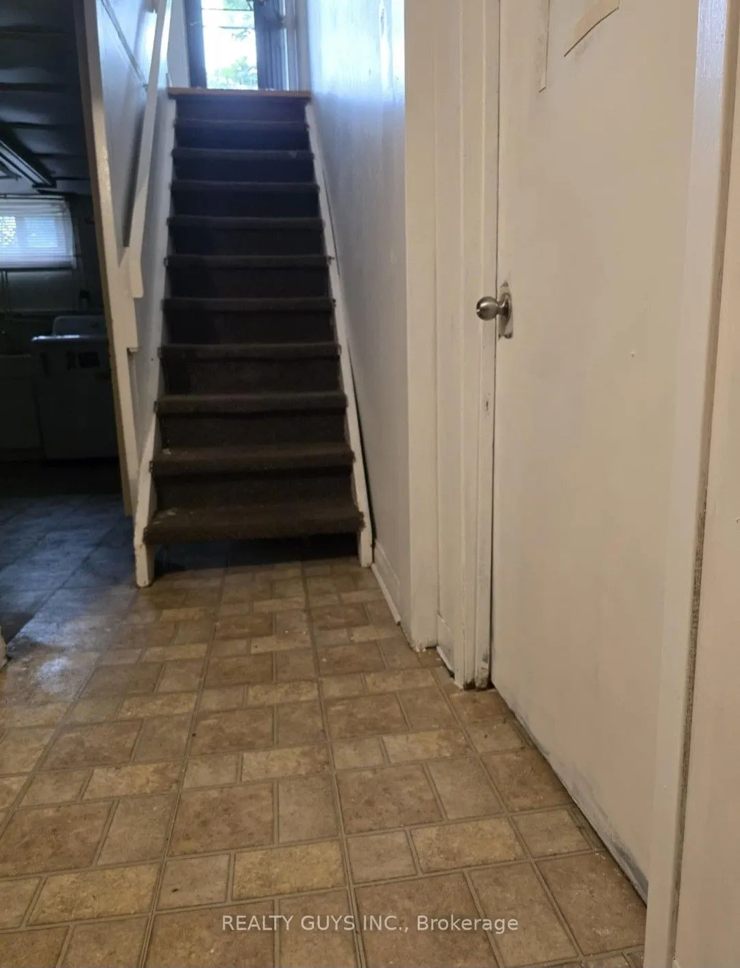 650 CRAWFORD Drive