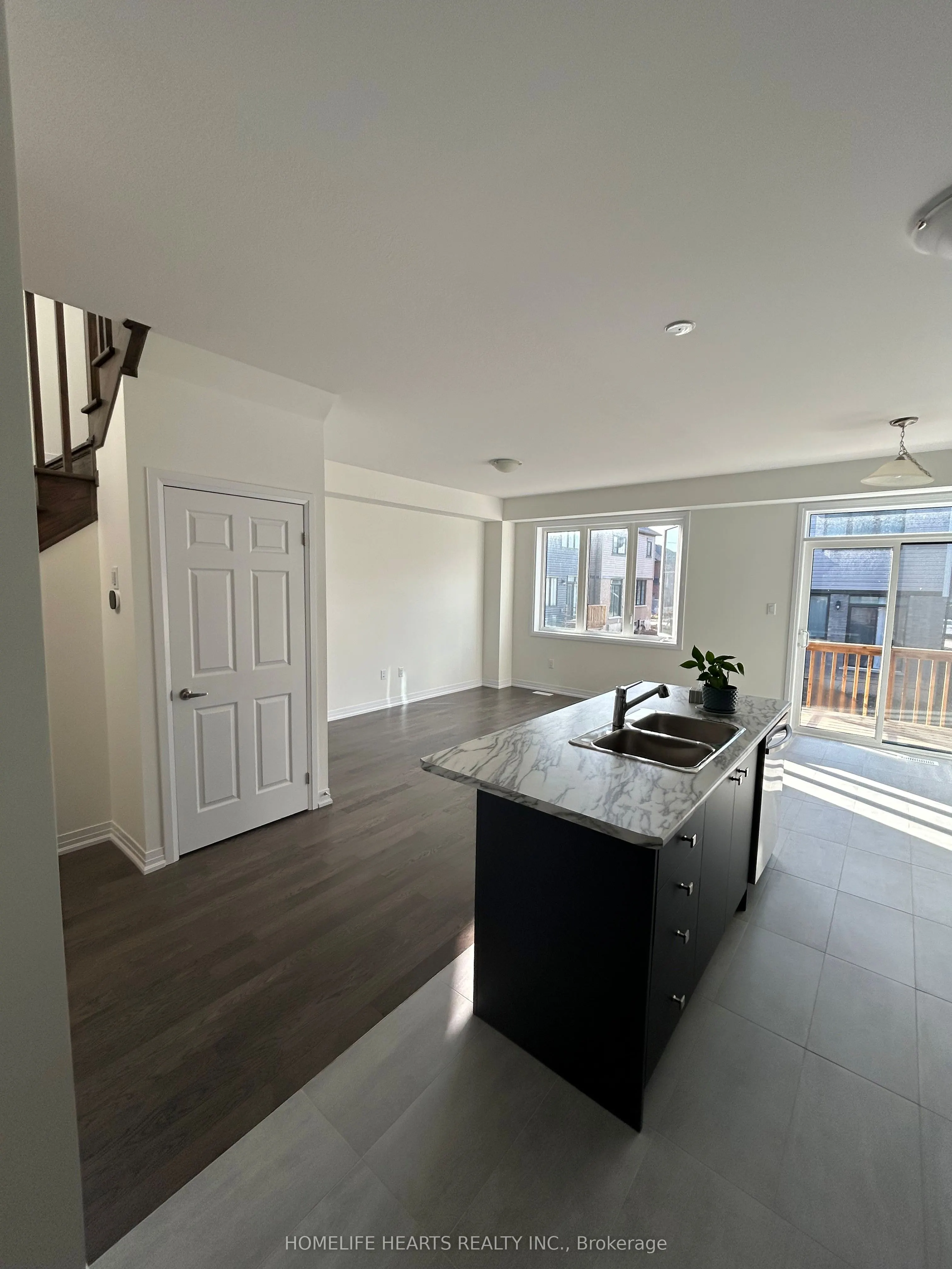 89 Brighton Lane