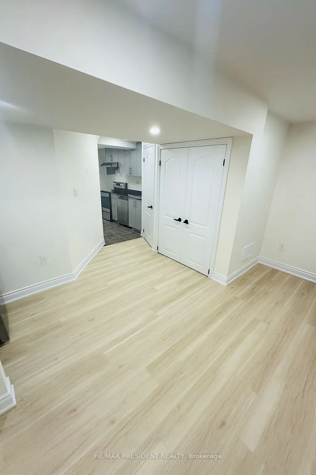 54 Periwinkle Street, #Legal apartment
