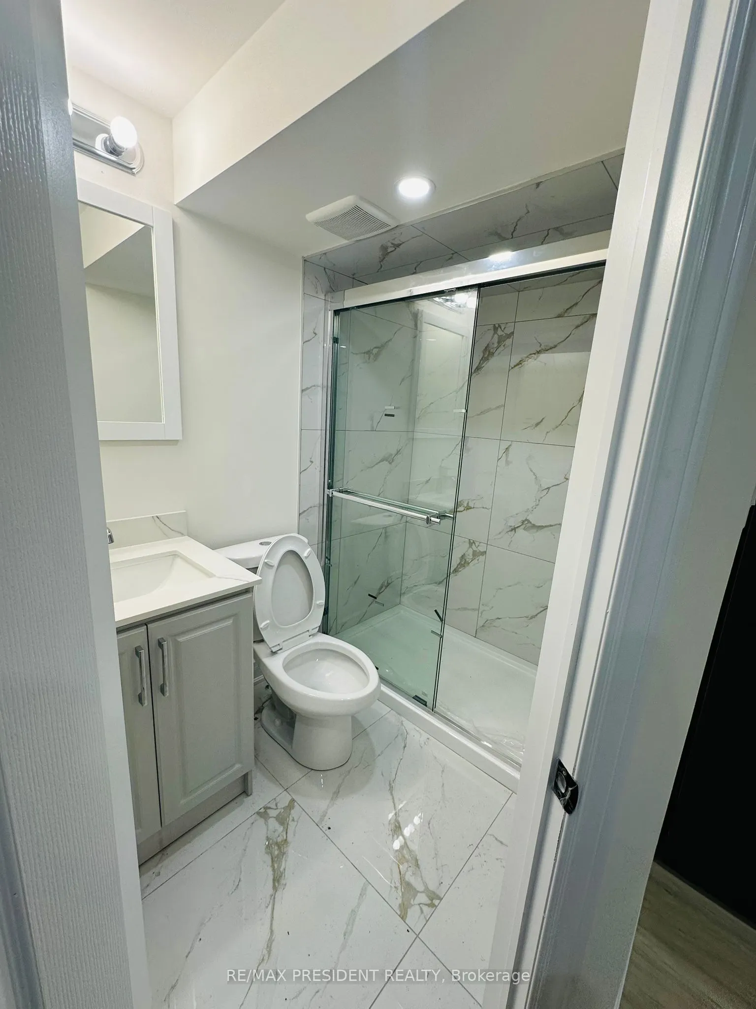 54 Periwinkle Street, #Legal apartment