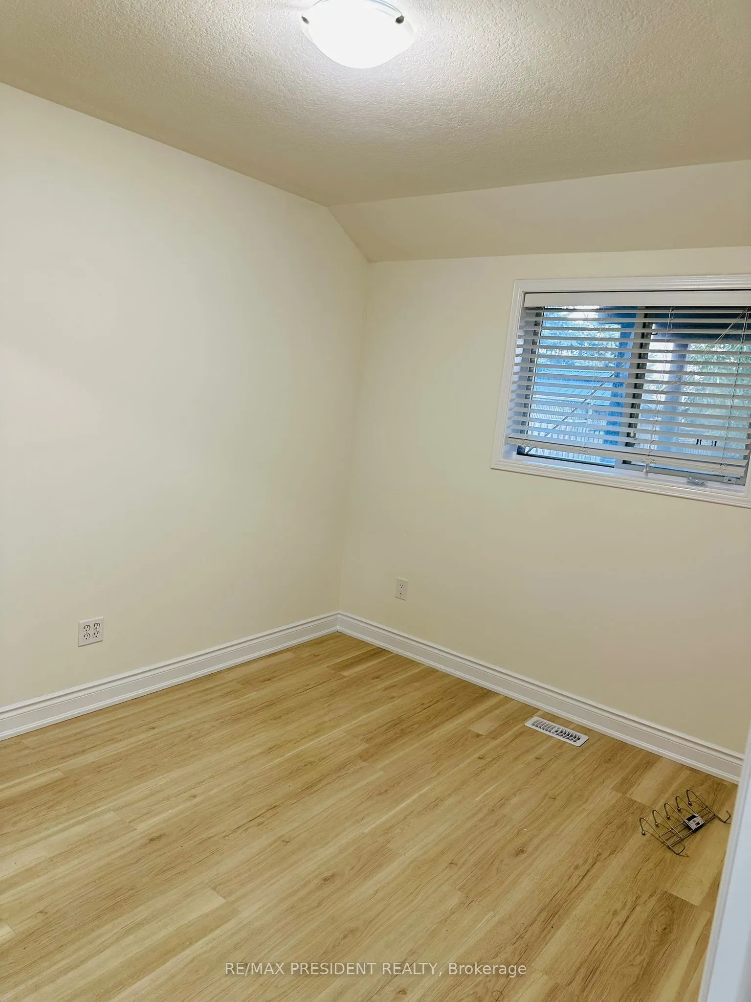 54 Periwinkle Street, #Legal apartment