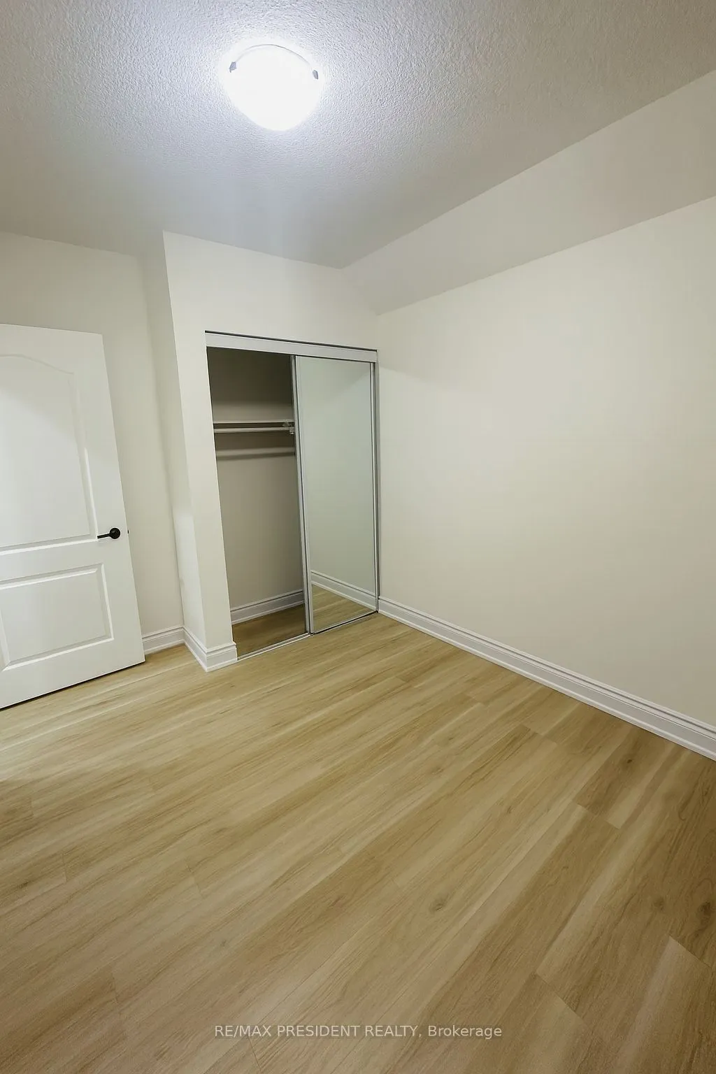 54 Periwinkle Street, #Legal apartment