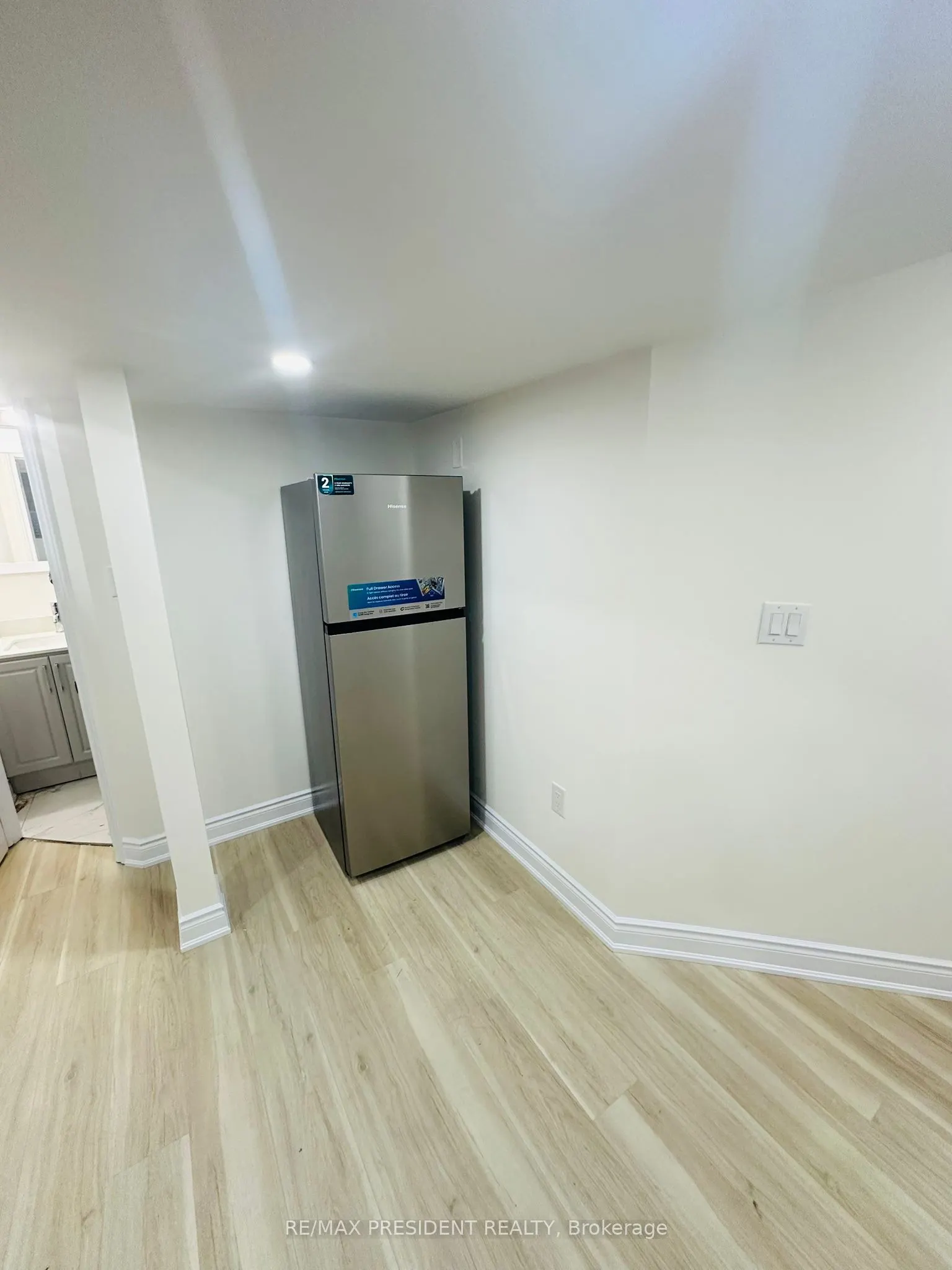 54 Periwinkle Street, #Legal apartment