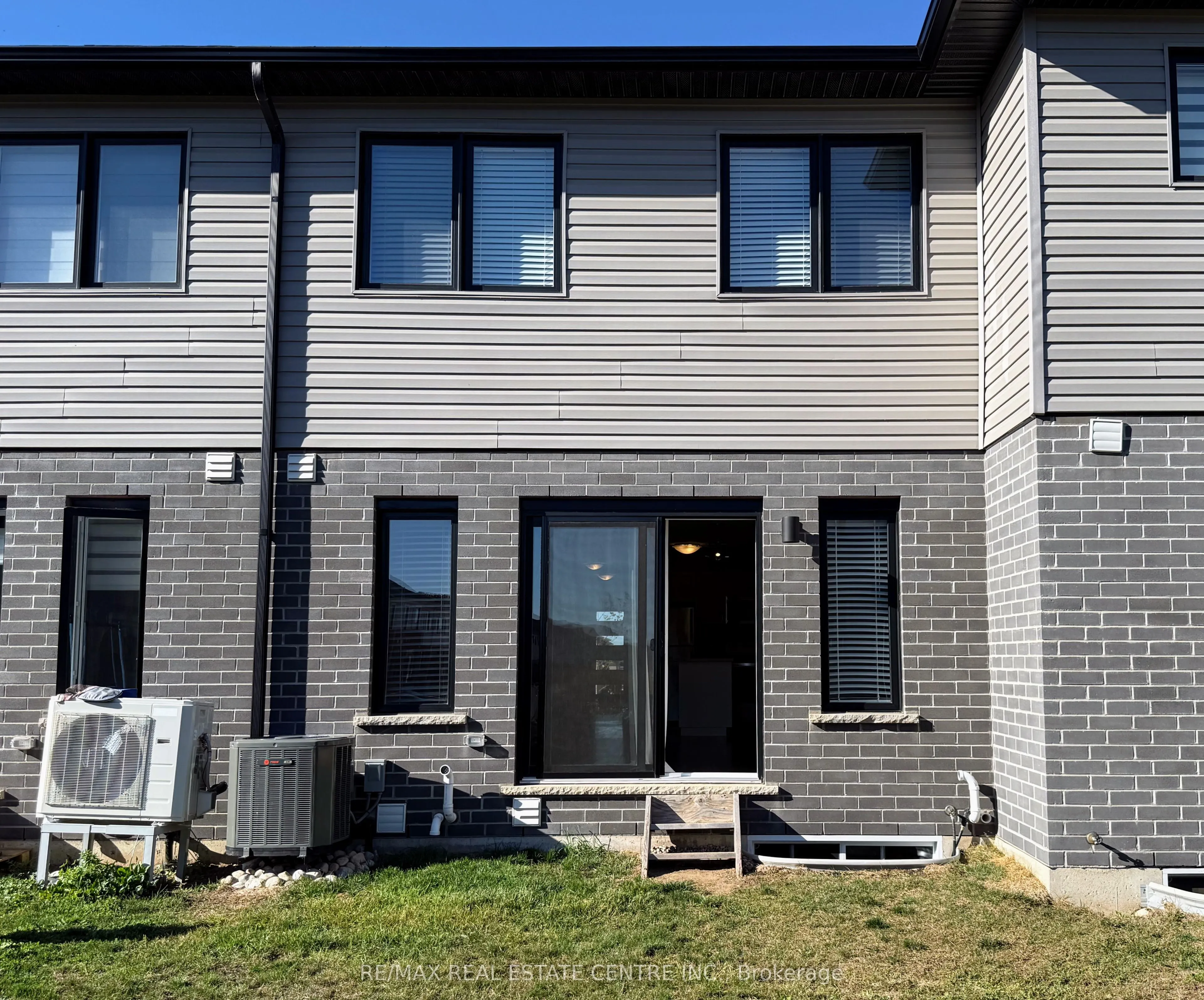 71 Wilkinson Avenue