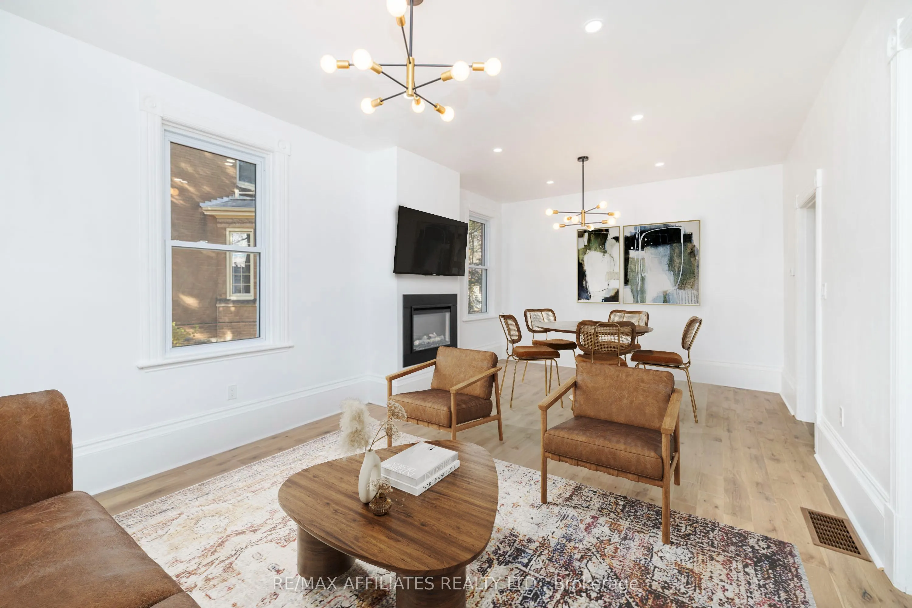 45 Drummond Street W