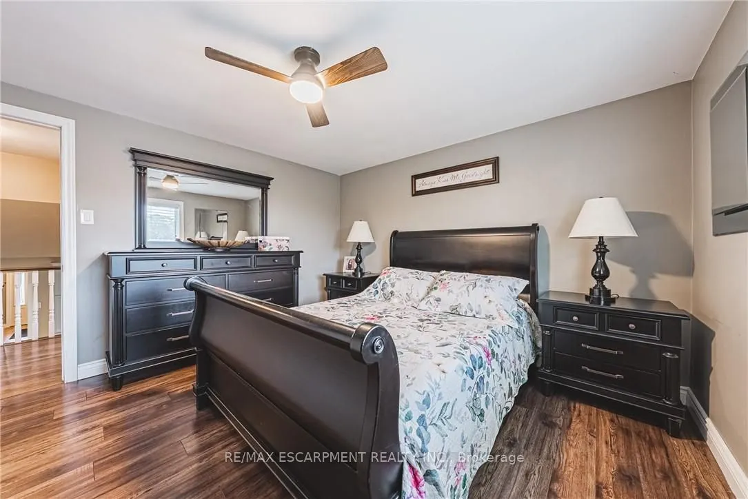 477 Queen Victoria Drive