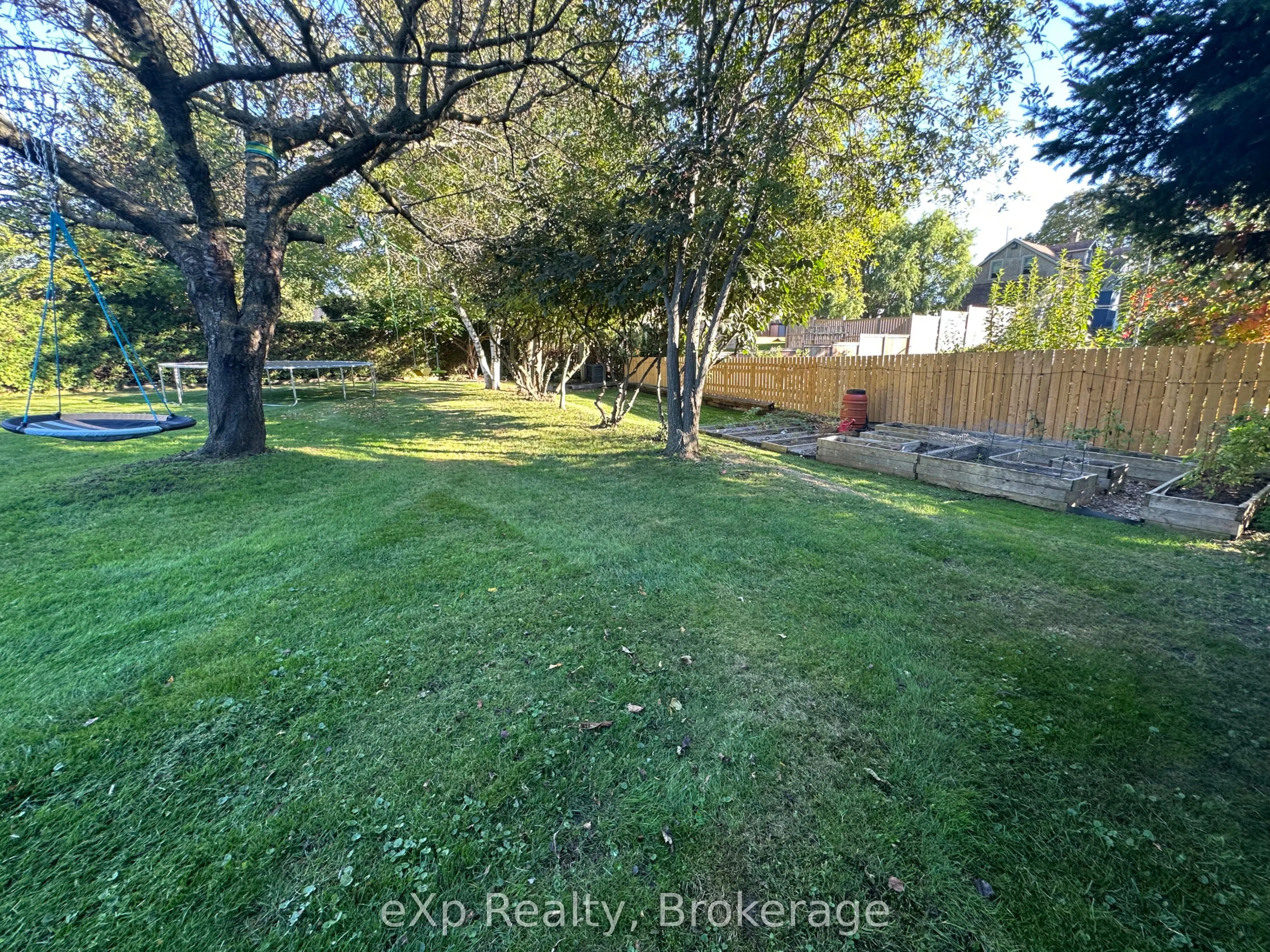 470 Williamsburg Street