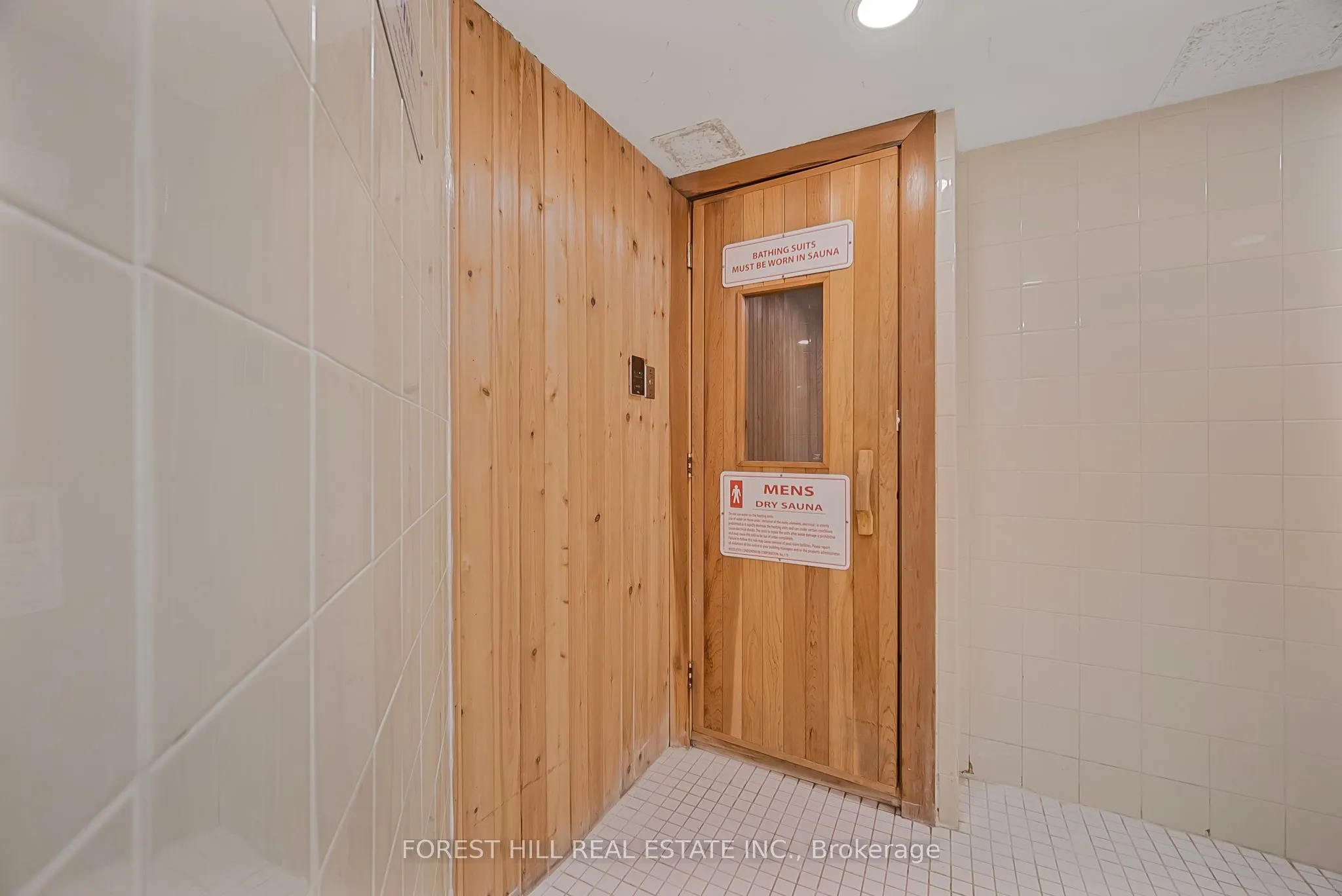 323 Colborne Street, #905