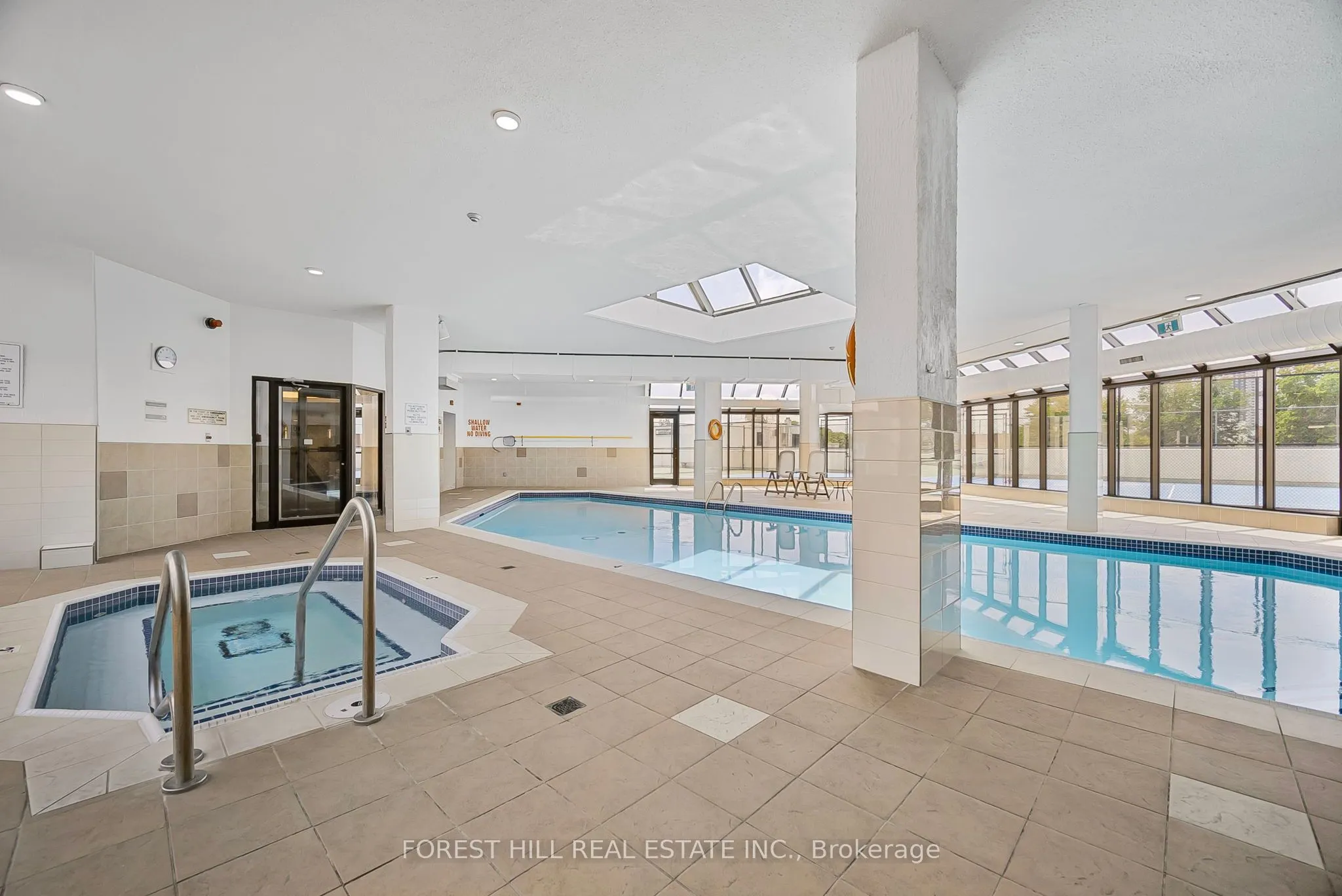 323 Colborne Street, #905