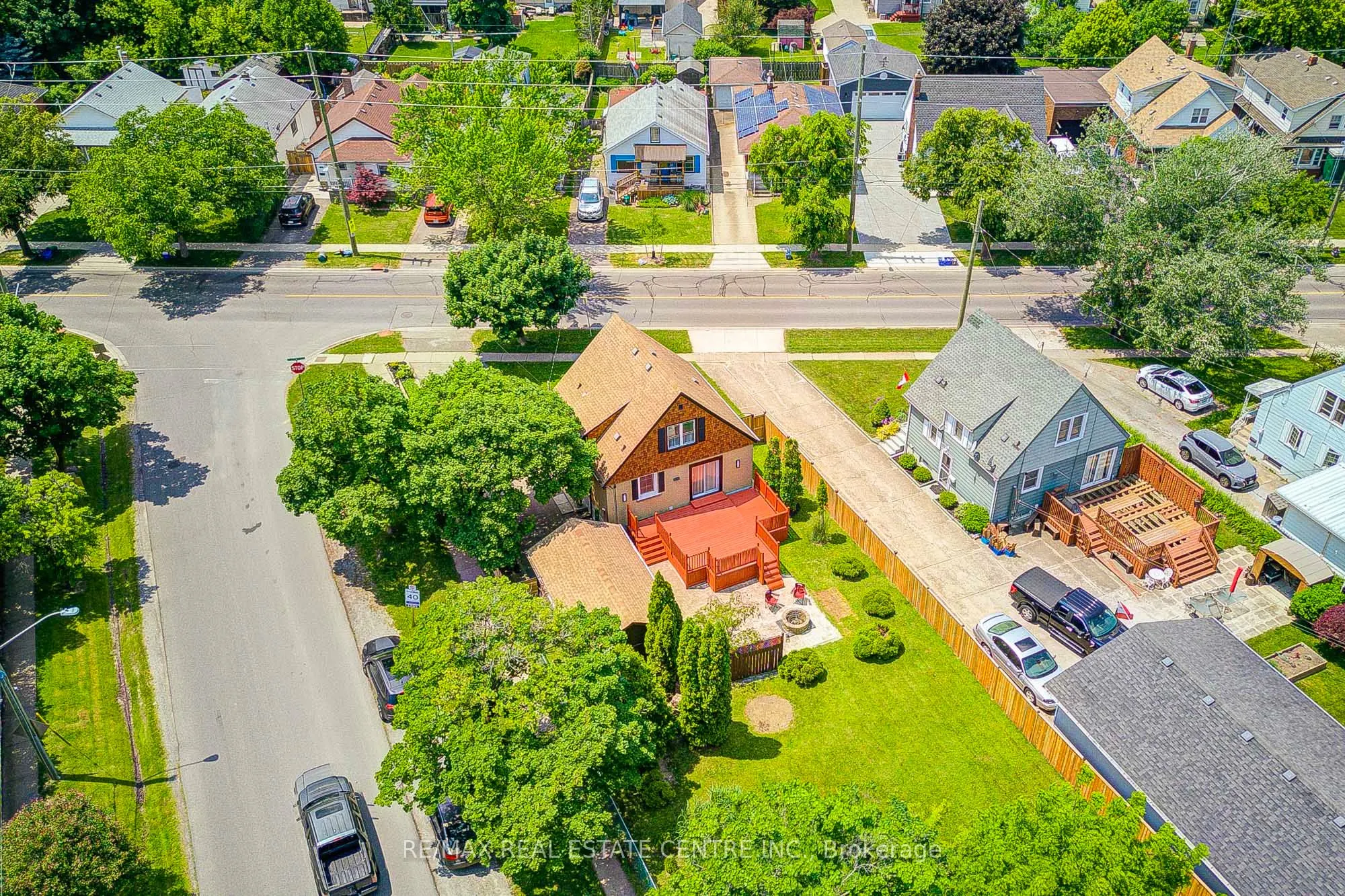 272 Grantham Avenue