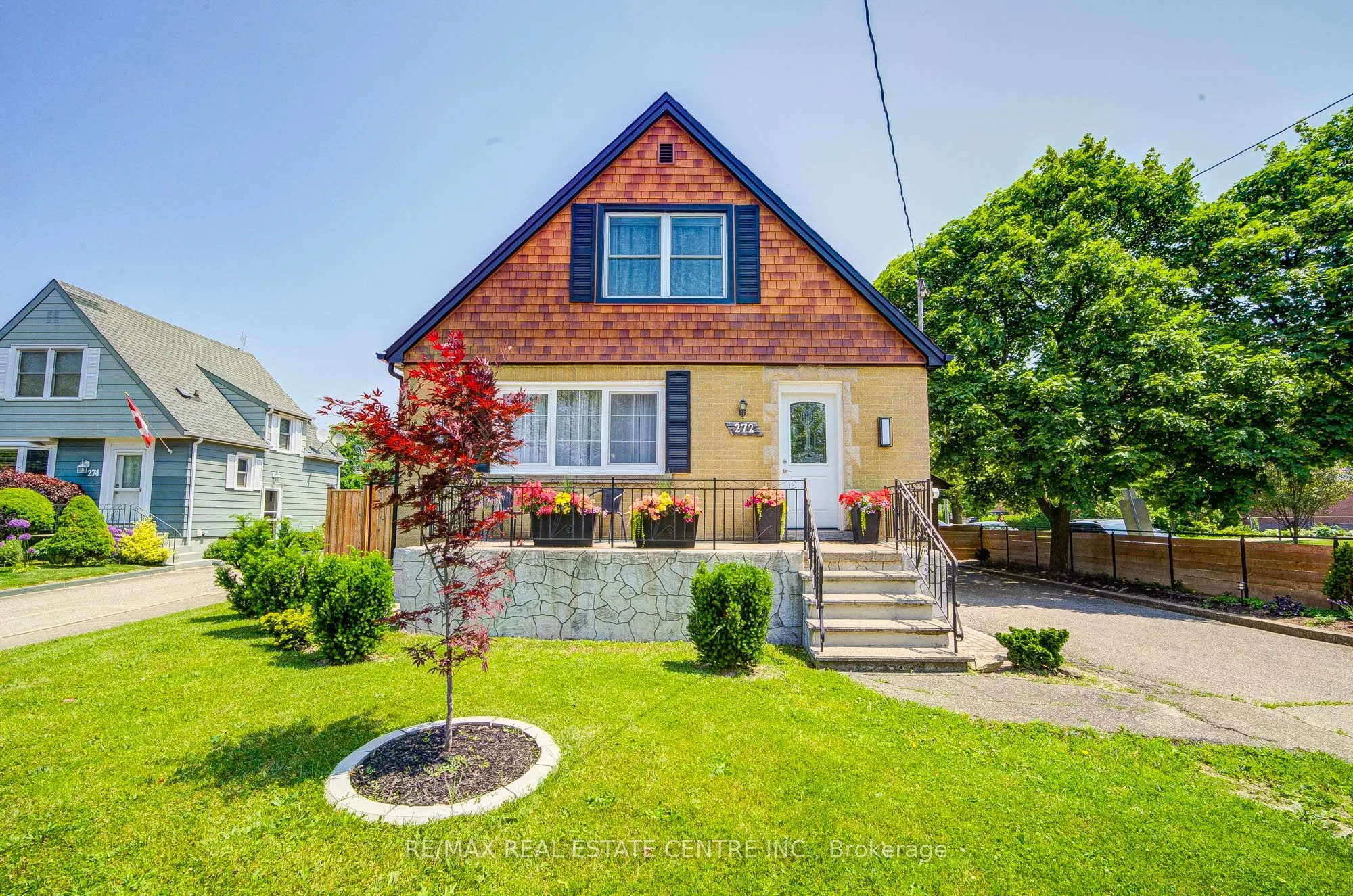 272 Grantham Avenue