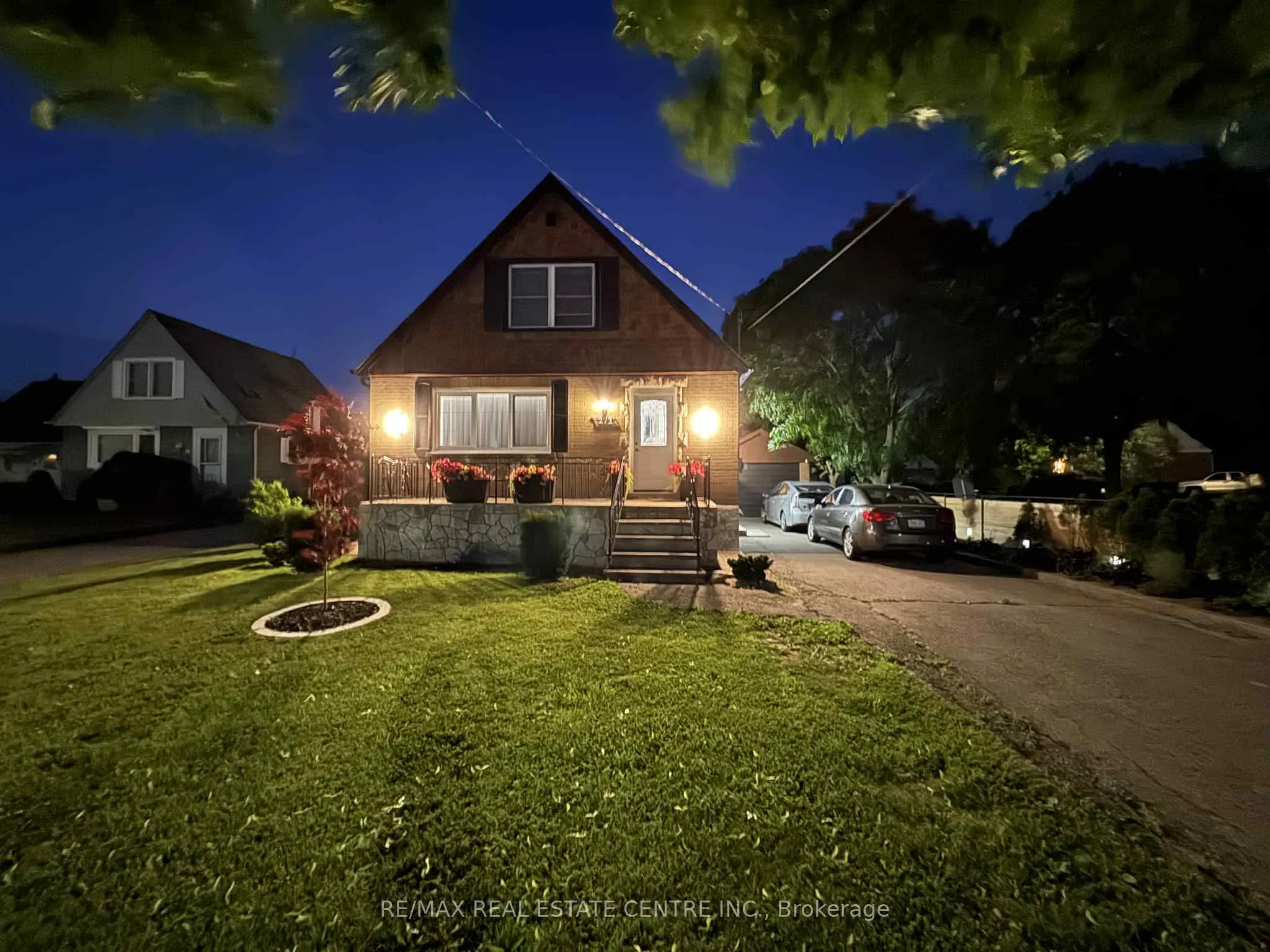 272 Grantham Avenue