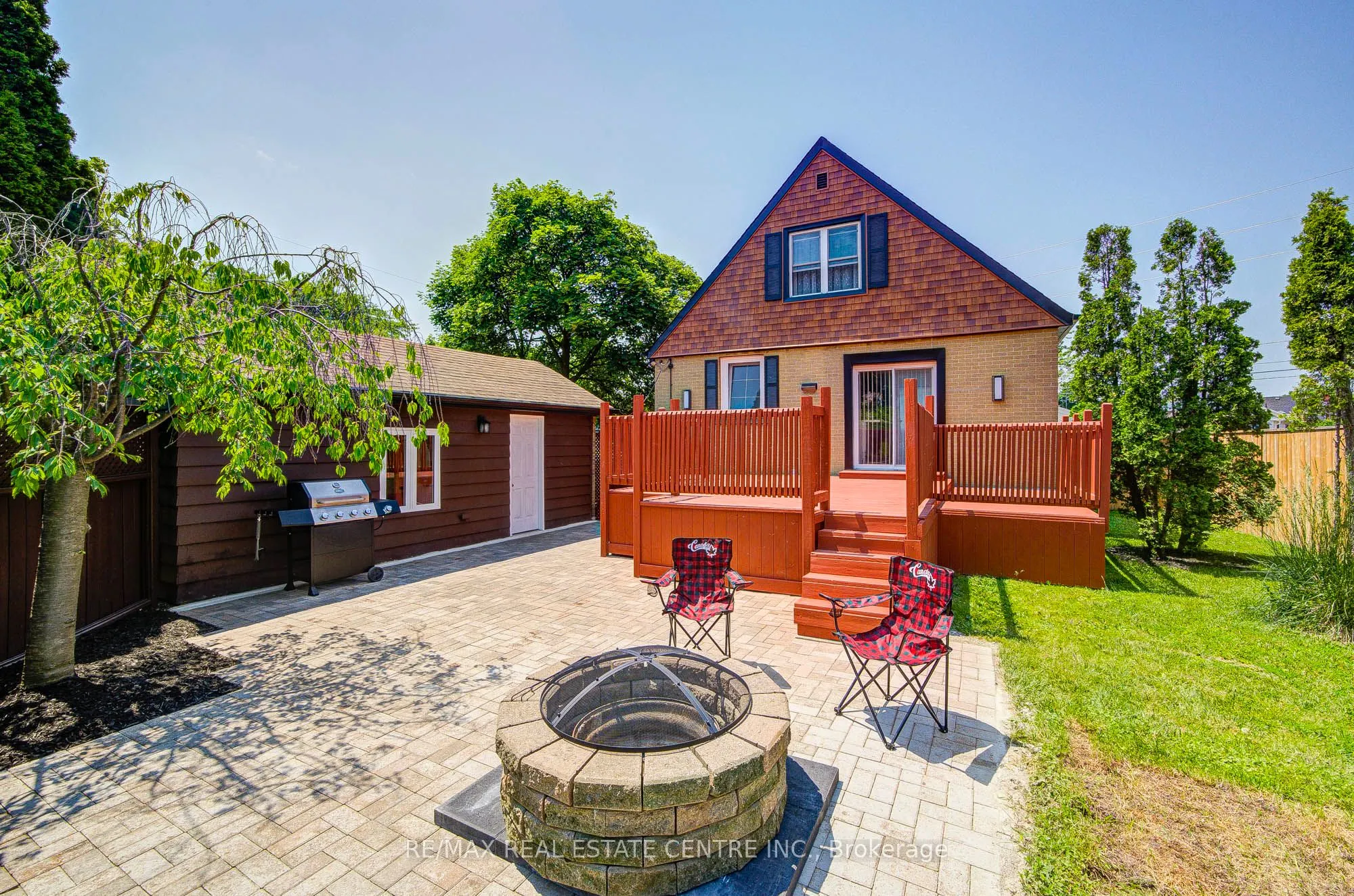 272 Grantham Avenue