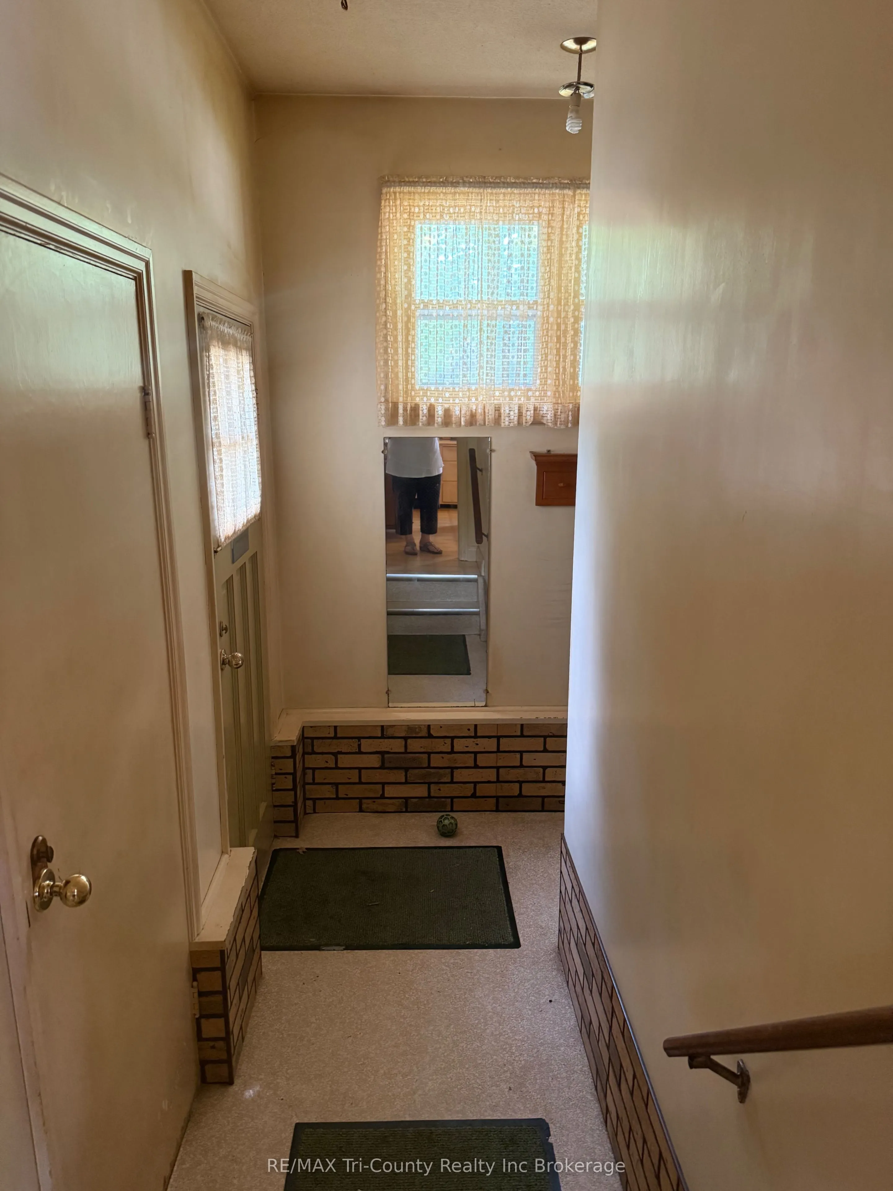 2 Joseph Street