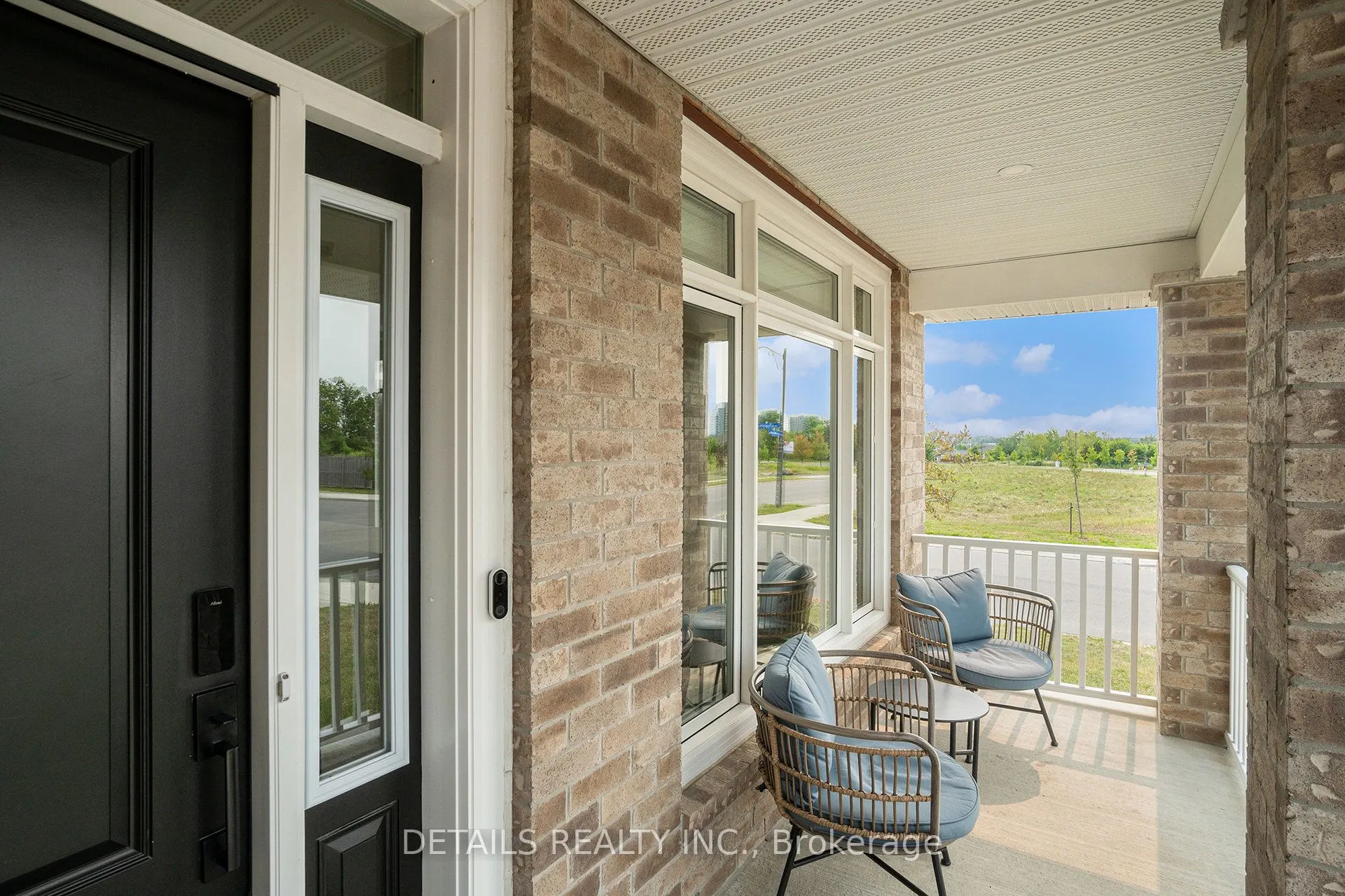 480 Famille Laporte Avenue S