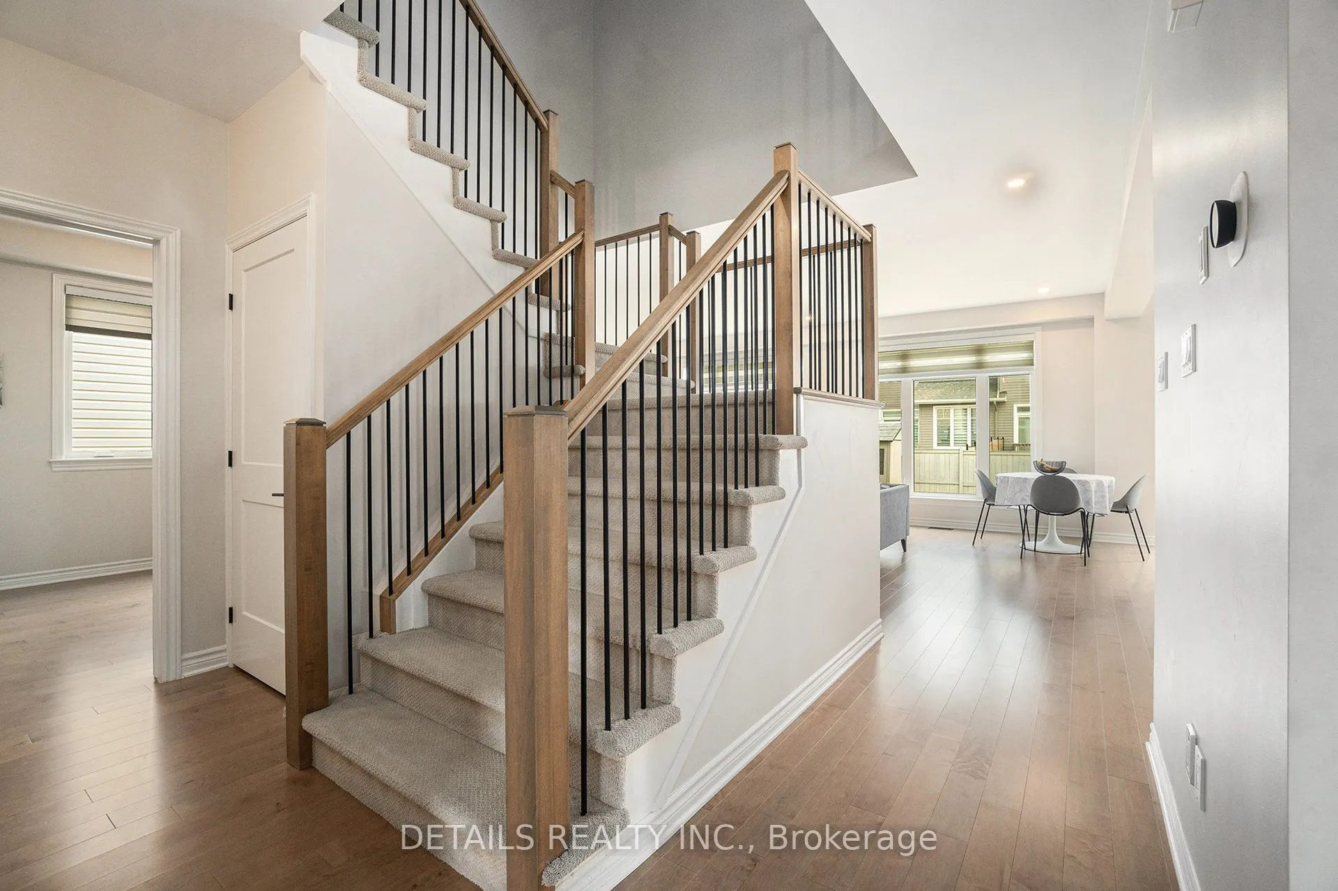 480 Famille Laporte Avenue S