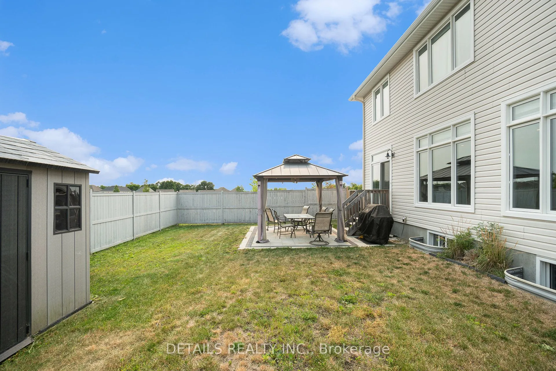 480 Famille Laporte Avenue S