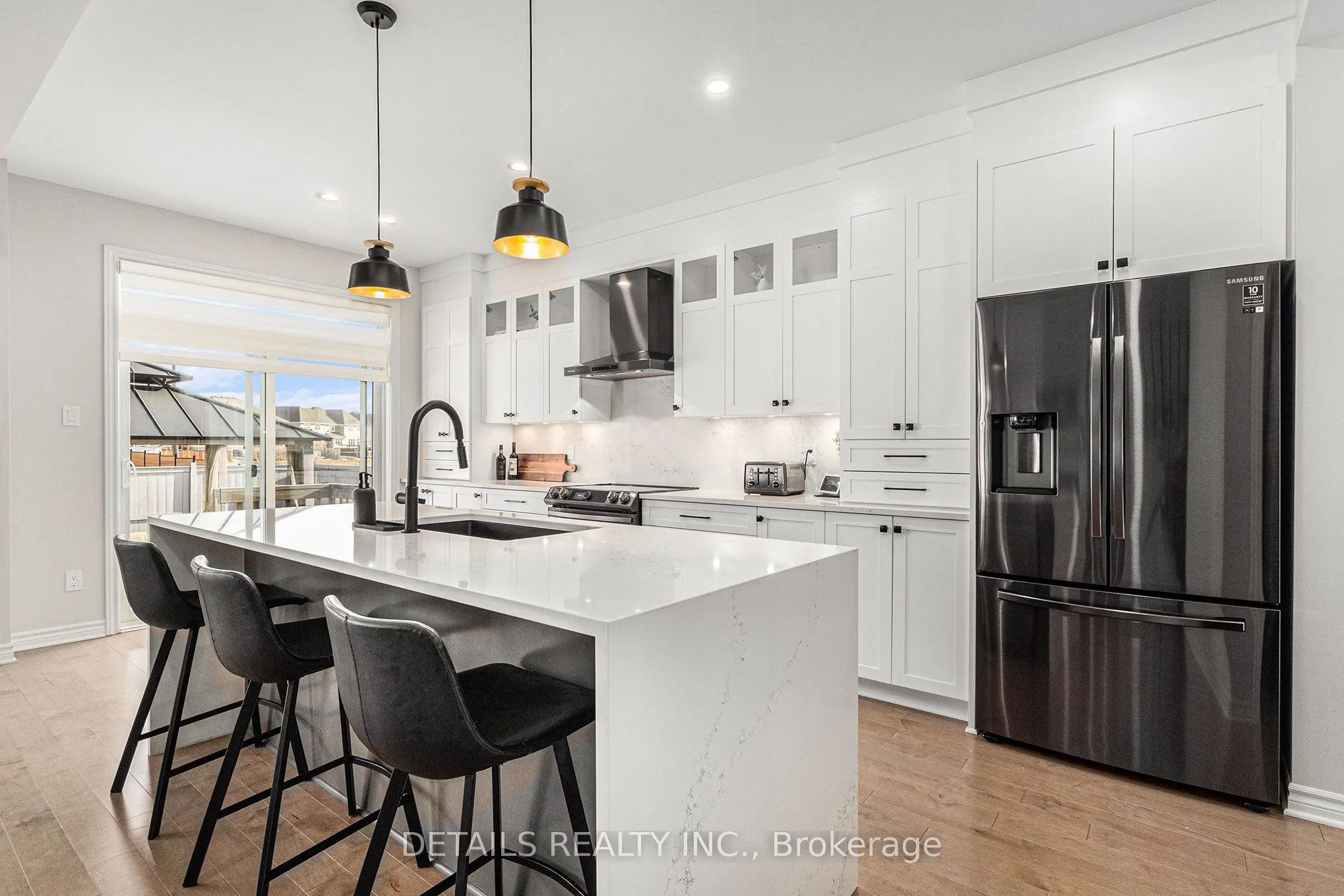 480 Famille Laporte Avenue S