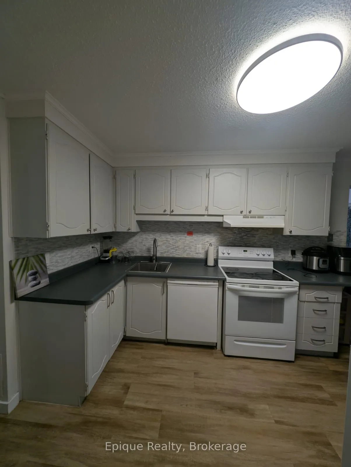 30 Green Valley Drive, #9