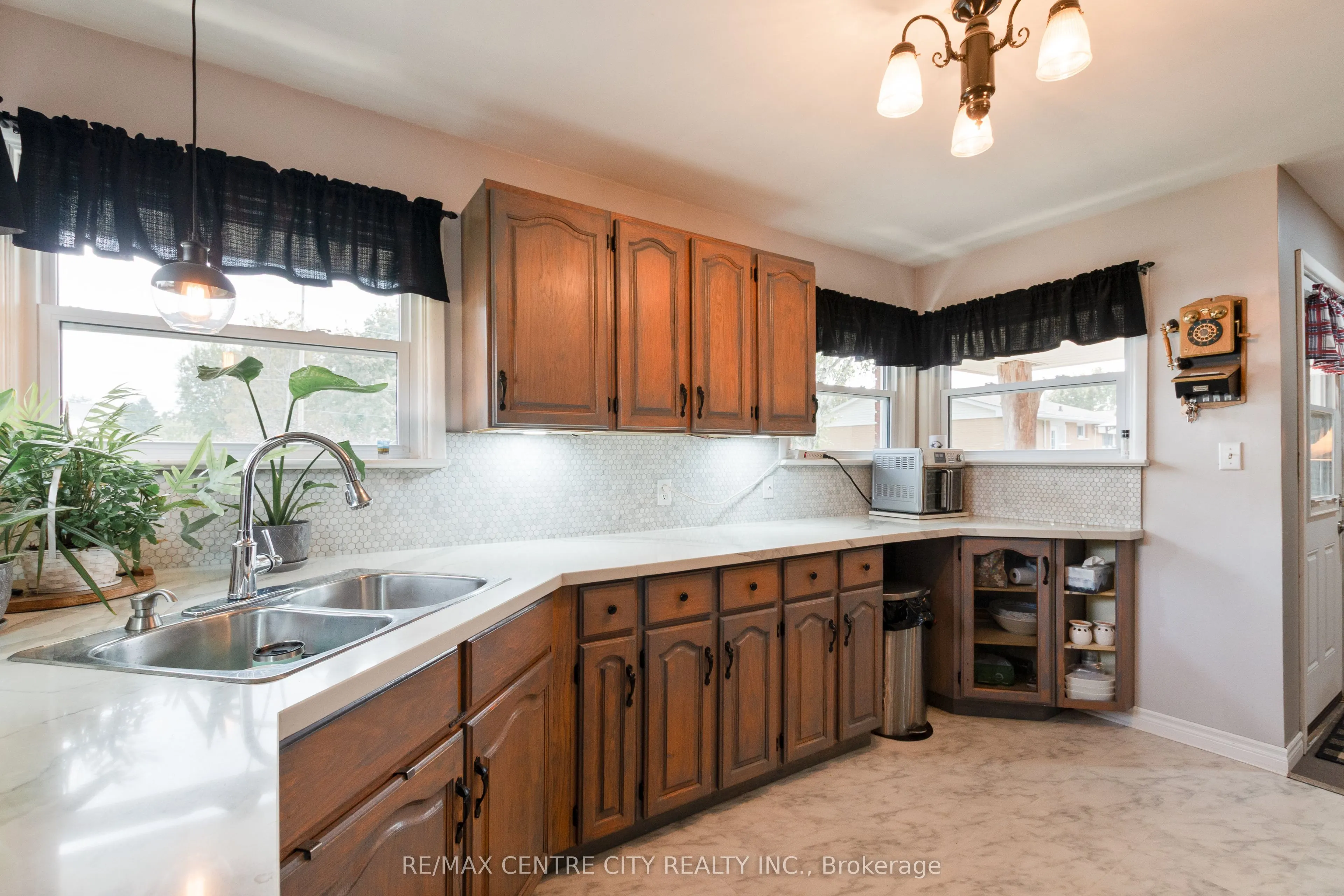 168 Fairview Avenue