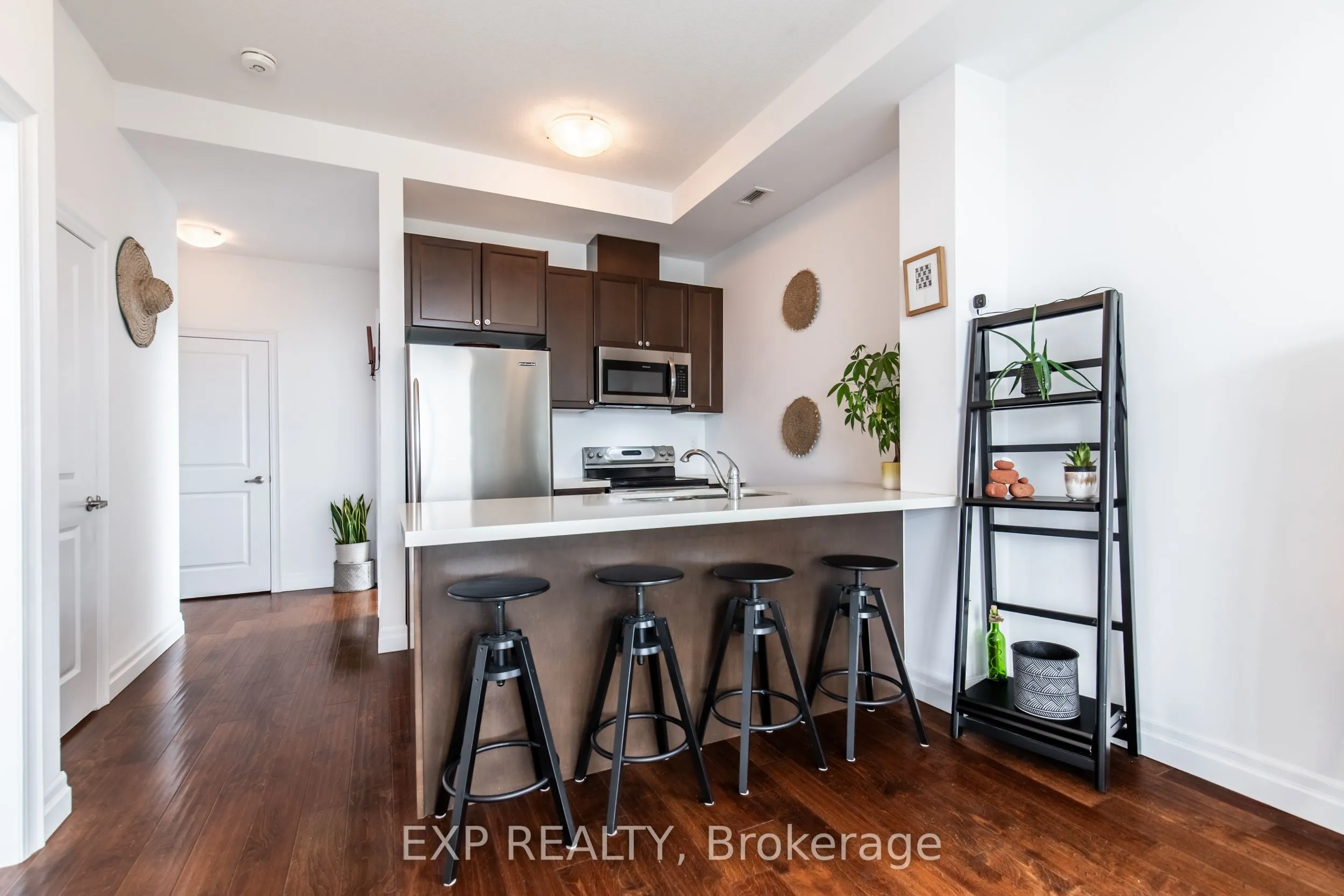 101 Shoreview Place, #620