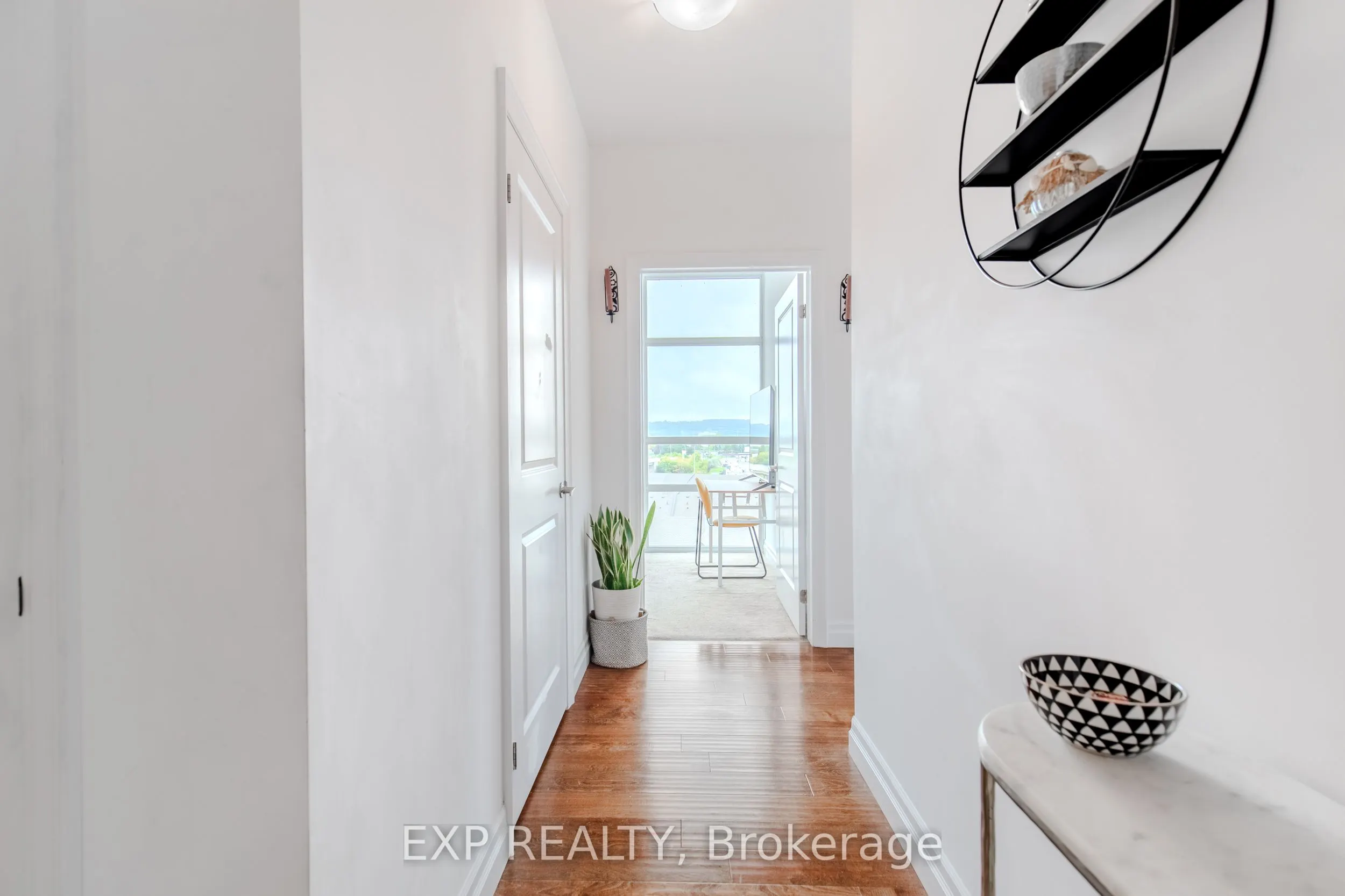 101 Shoreview Place, #620