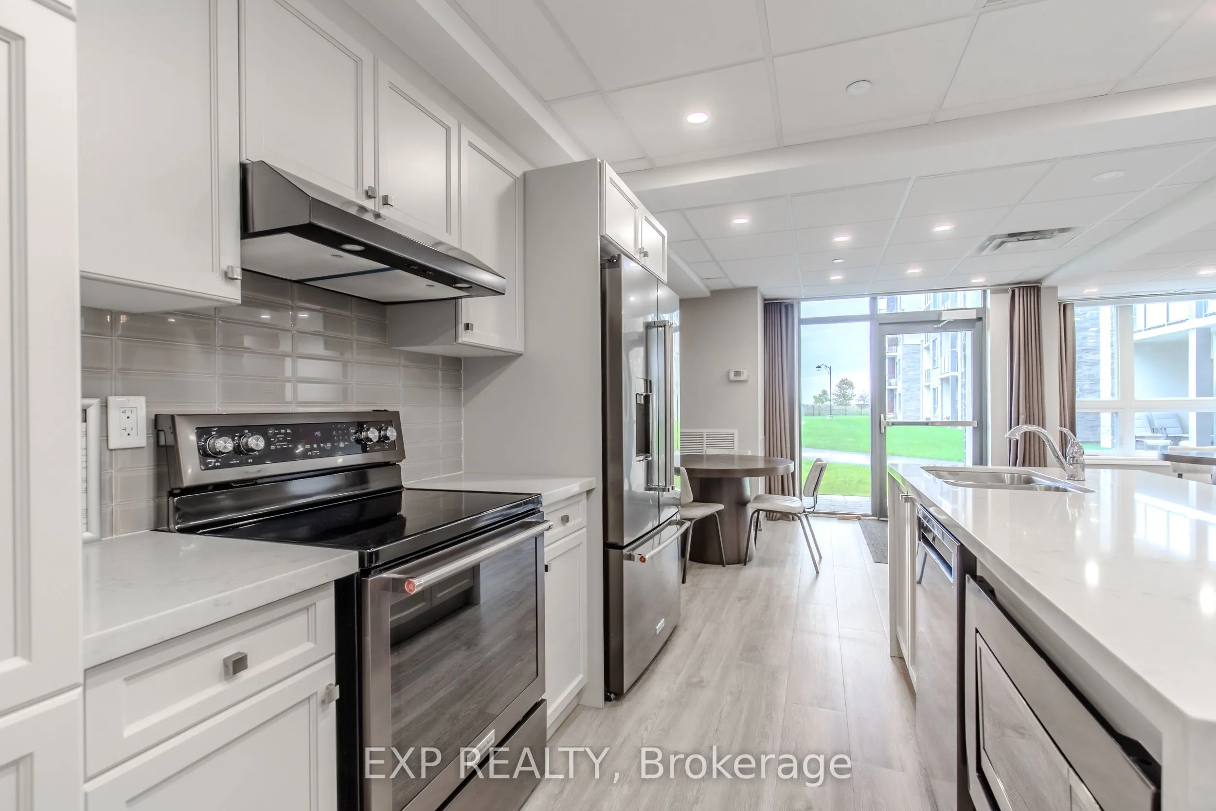 101 Shoreview Place, #620