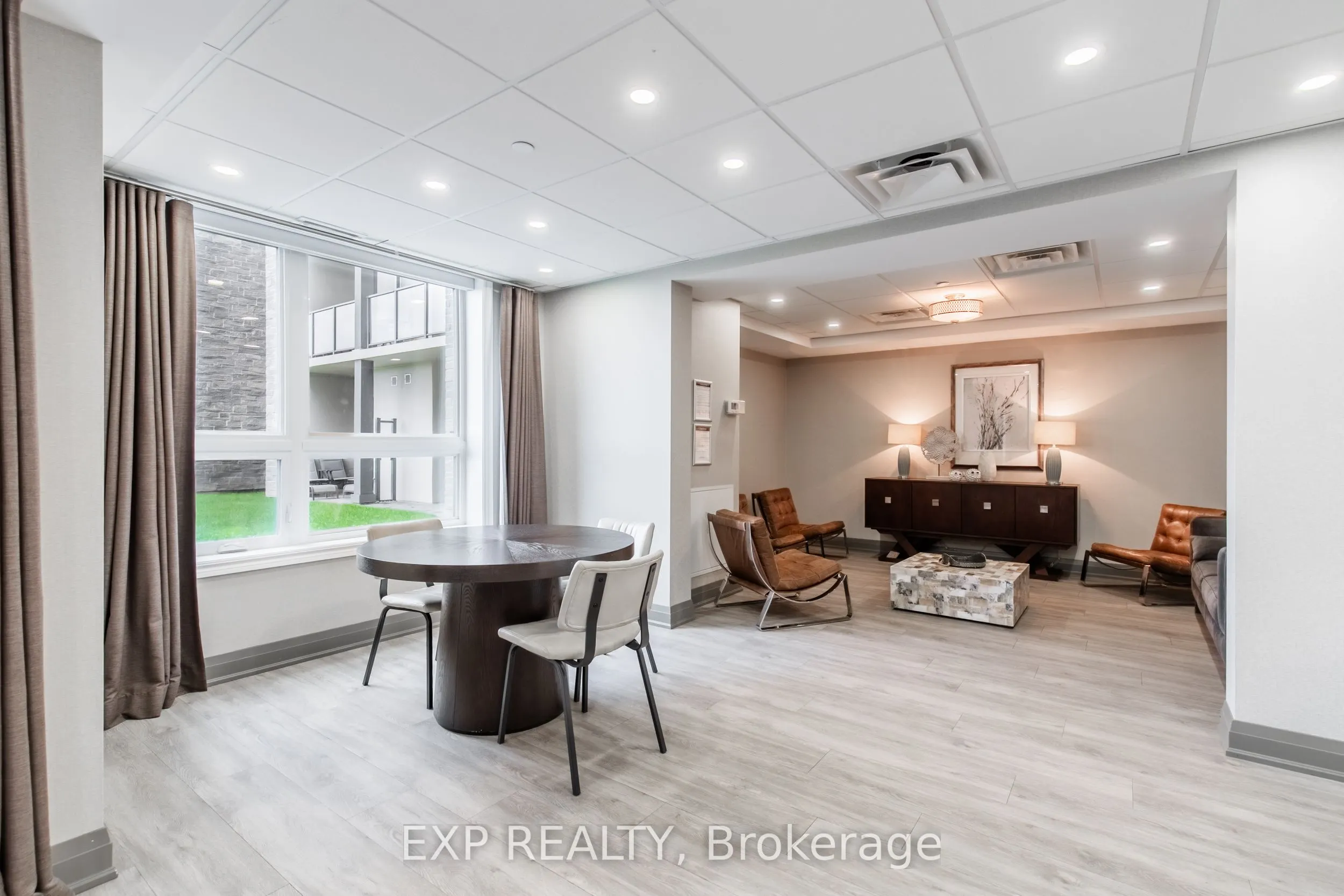 101 Shoreview Place, #620