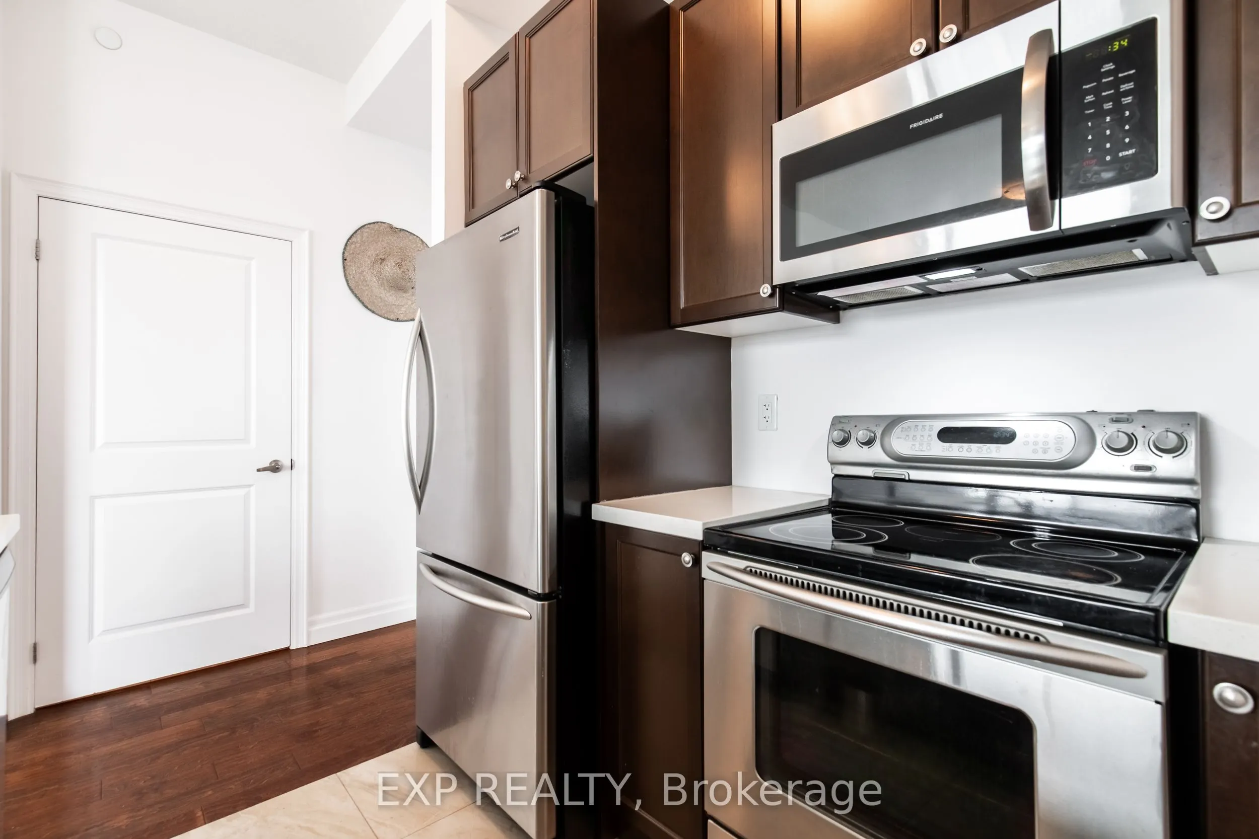101 Shoreview Place, #620