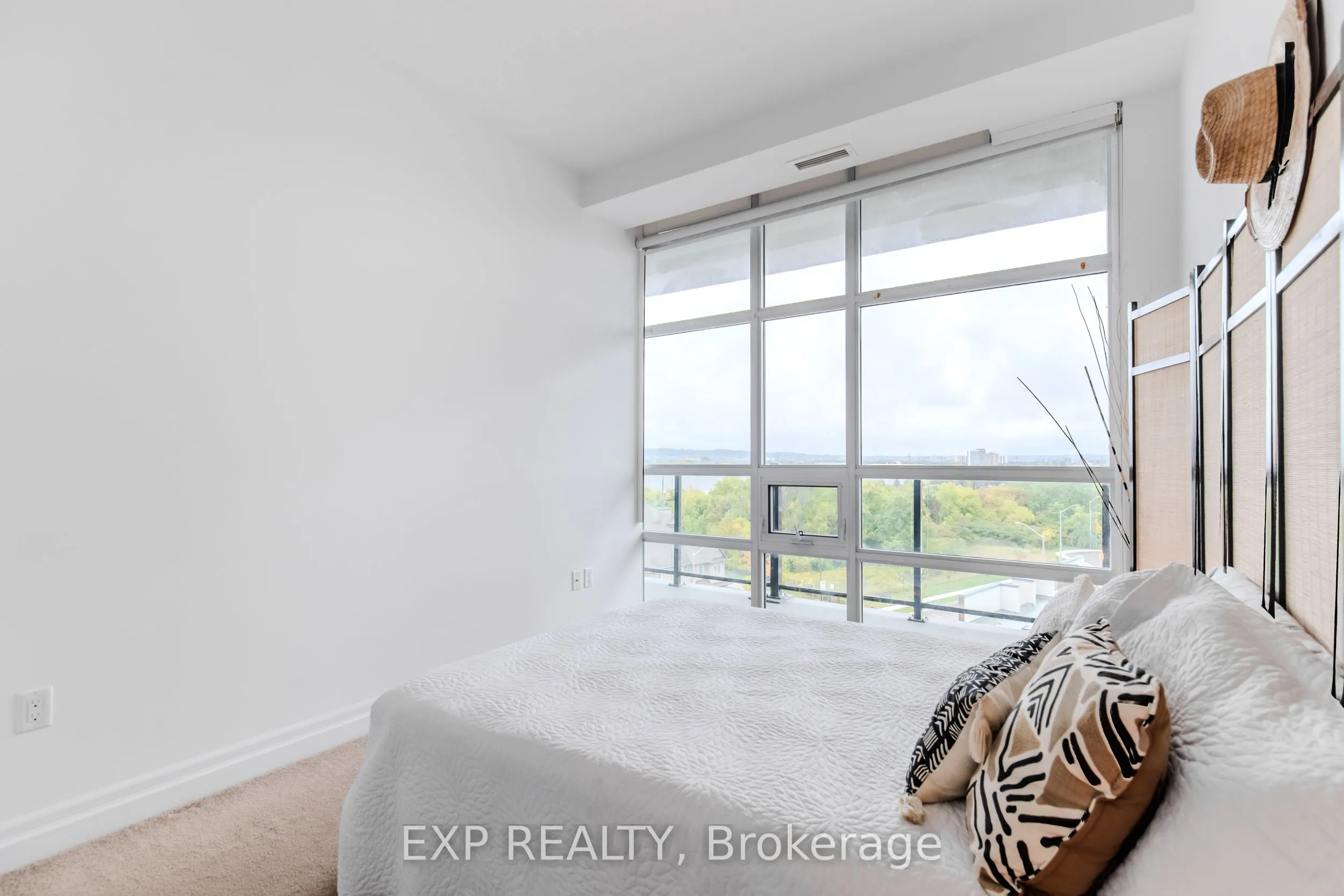 101 Shoreview Place, #620