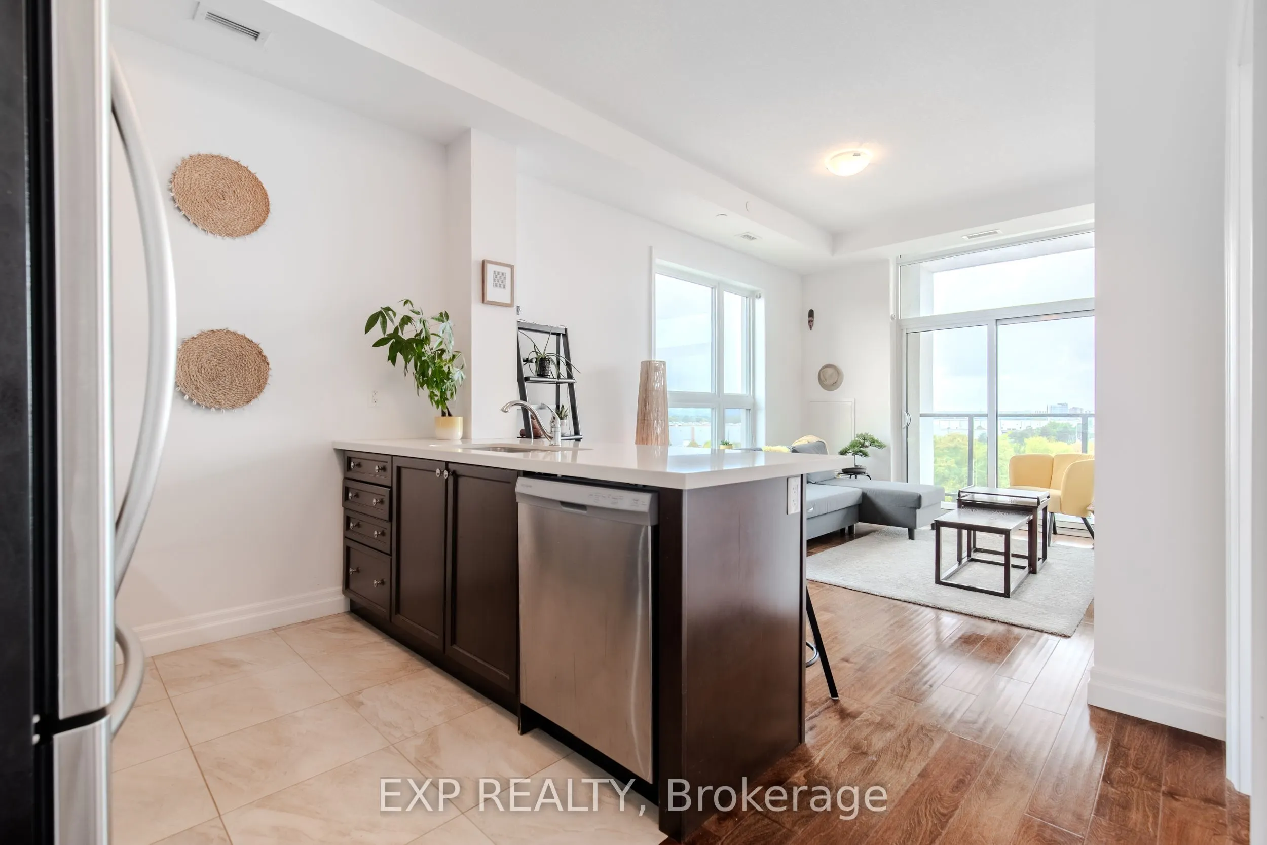 101 Shoreview Place, #620