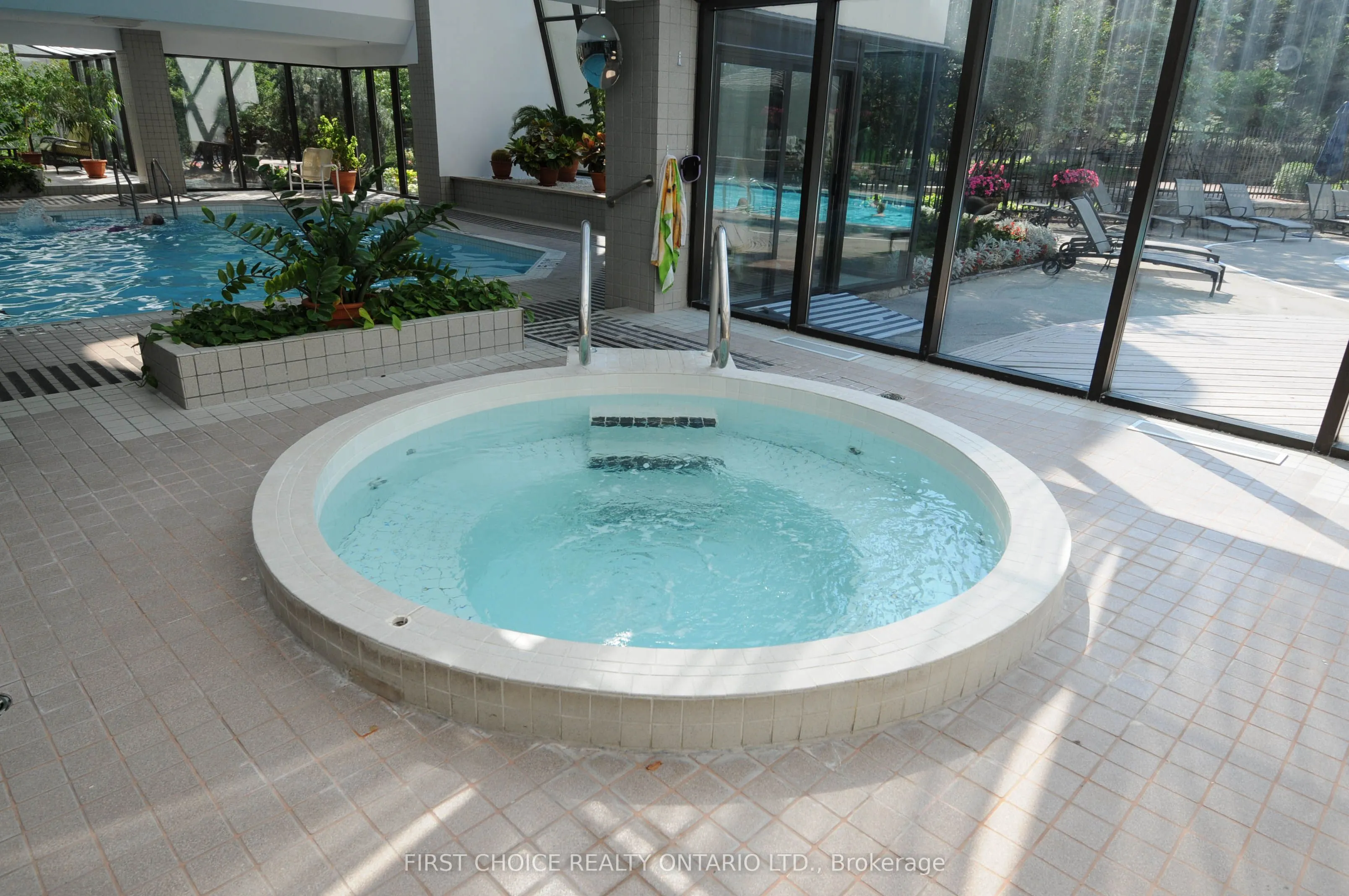 1500 Riverside Drive, #303