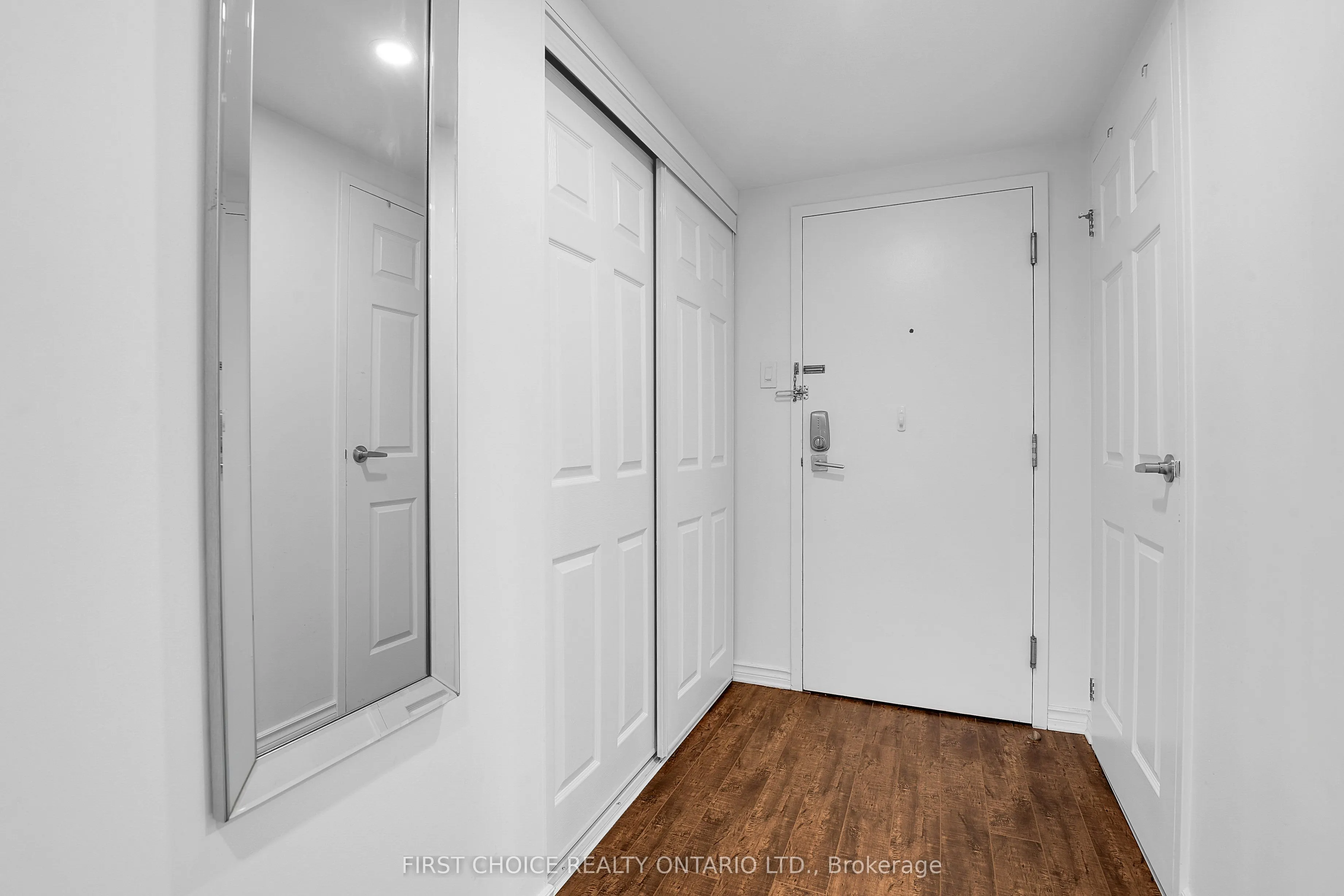 1500 Riverside Drive, #303
