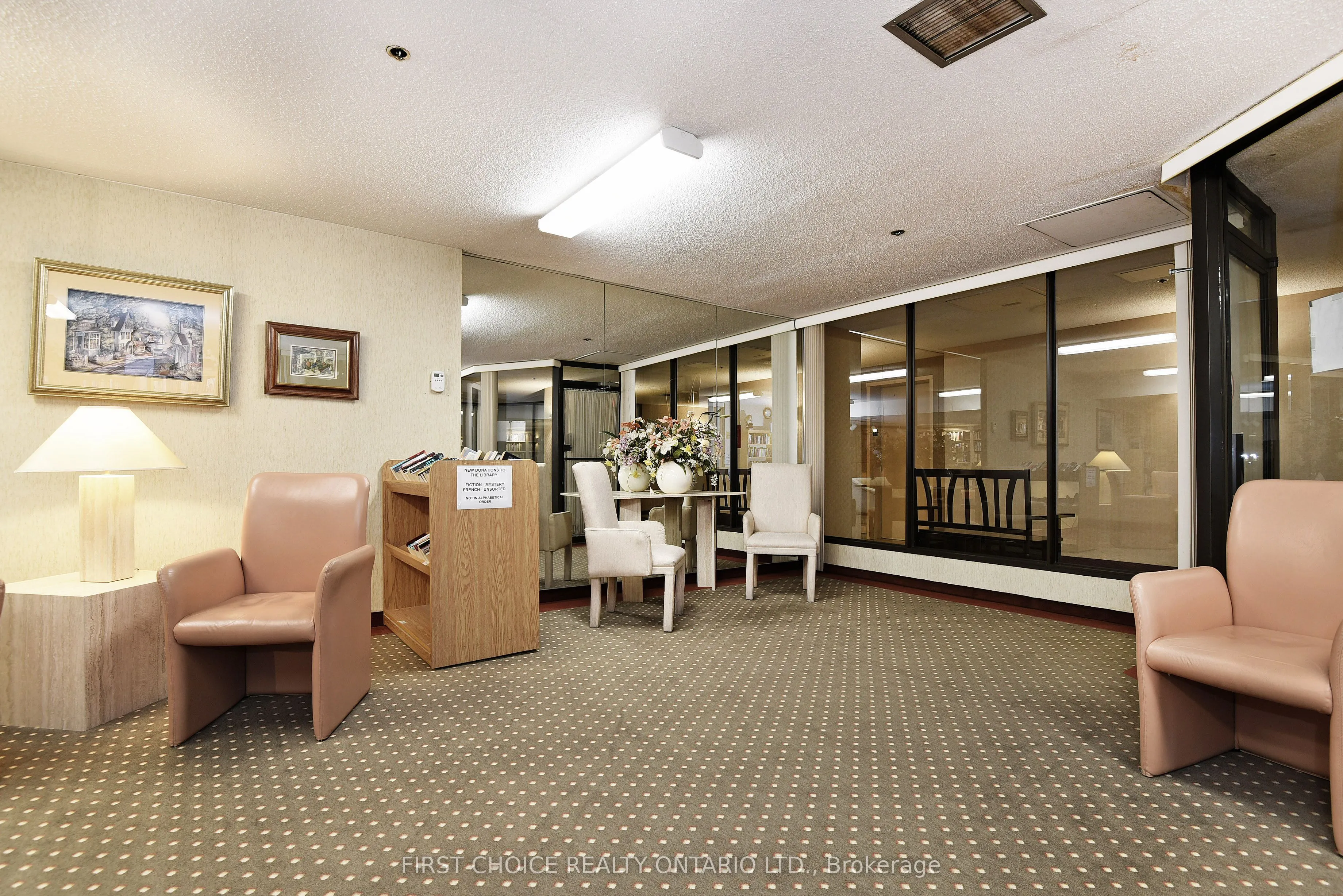 1500 Riverside Drive, #303