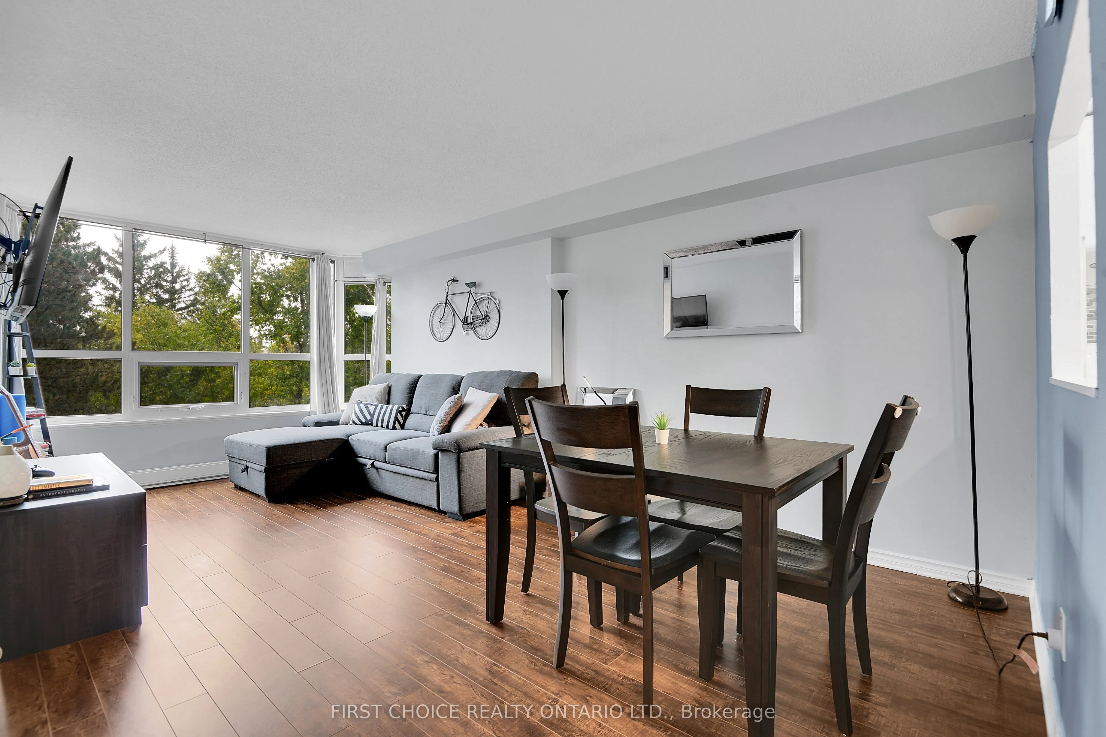 1500 Riverside Drive, #303