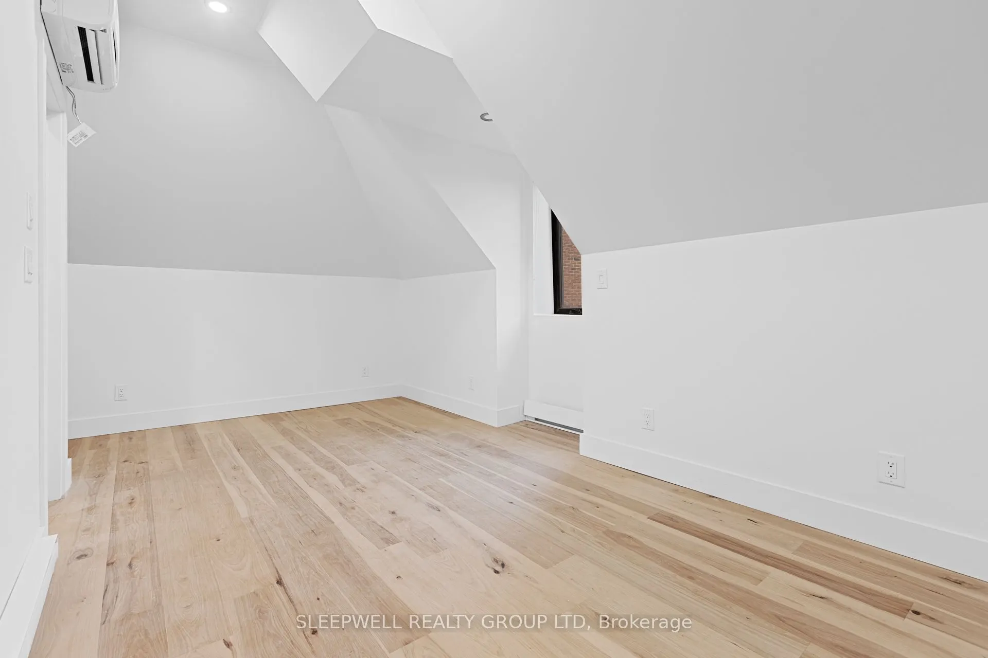 476 Wilbrod Street, #301