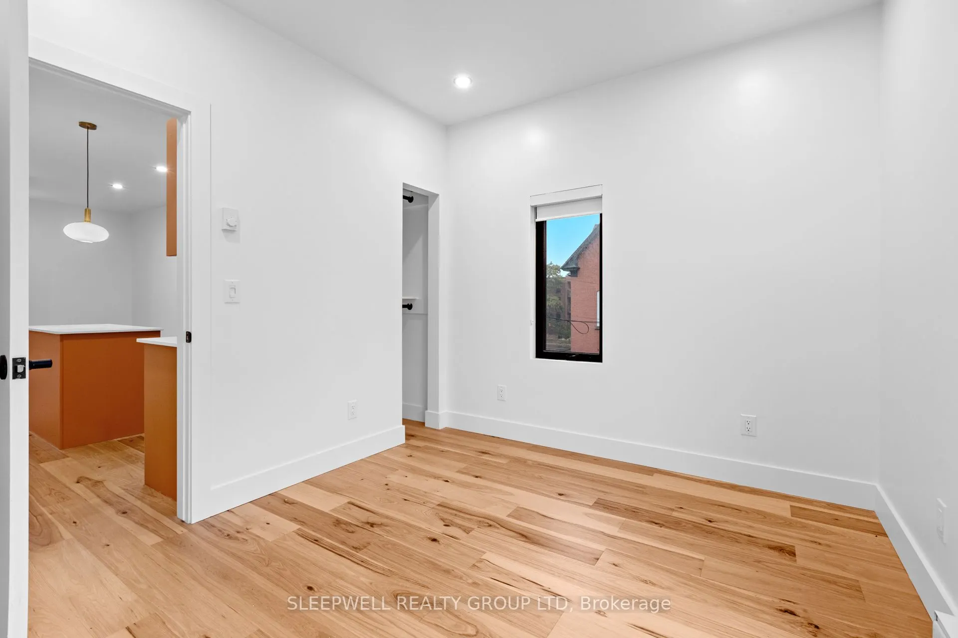 476 Wilbrod Street, #206