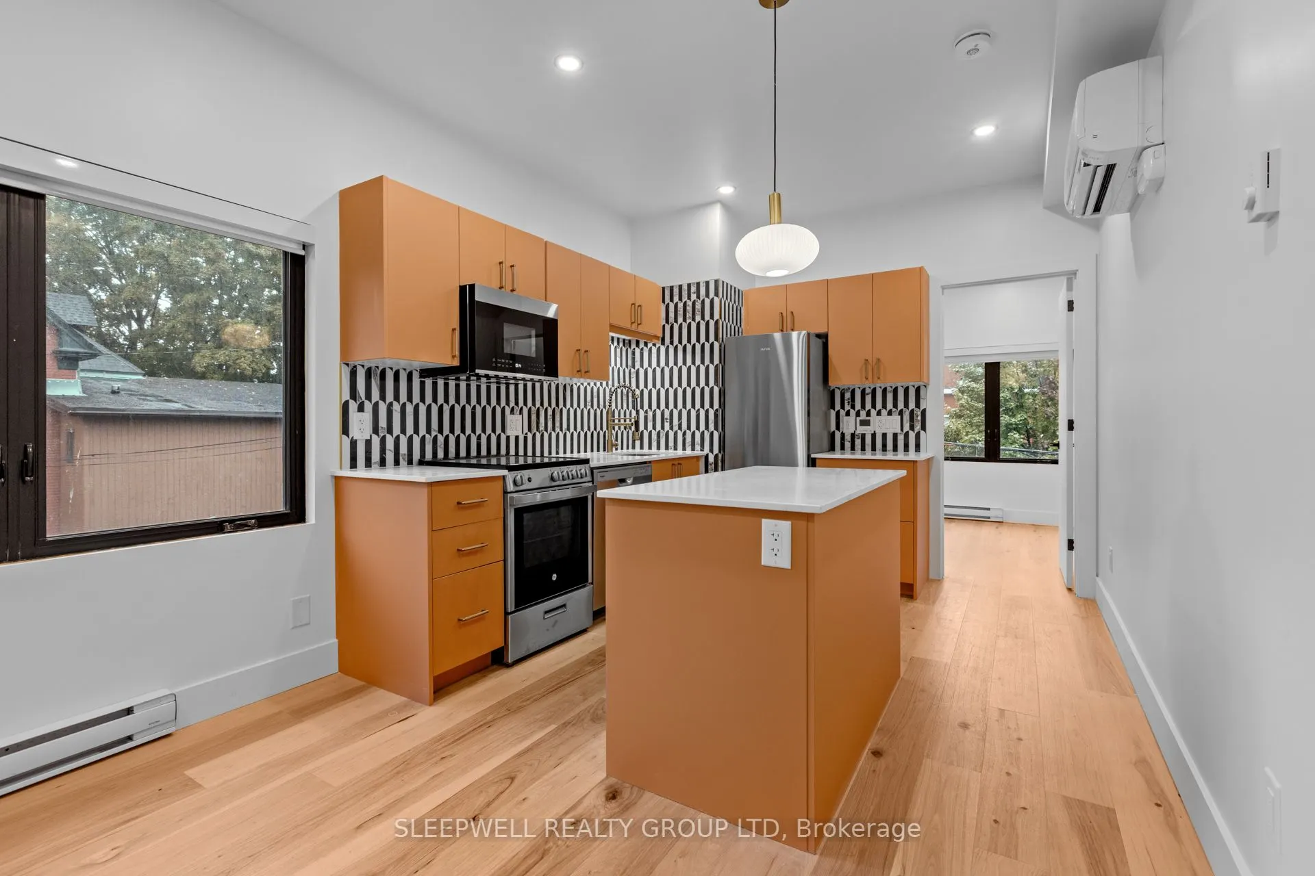476 Wilbrod Street, #206