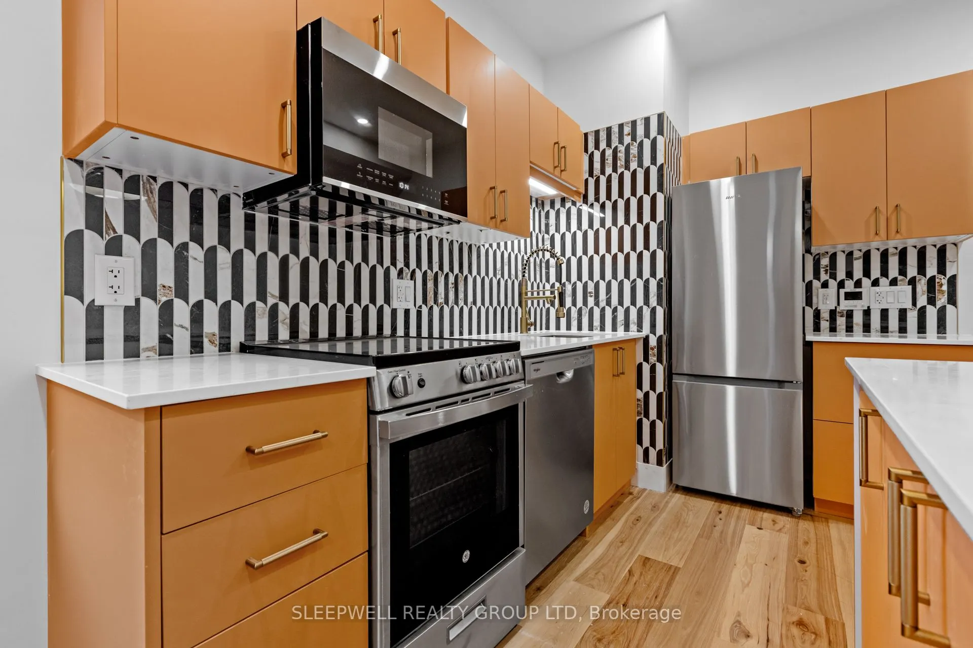 476 Wilbrod Street, #206