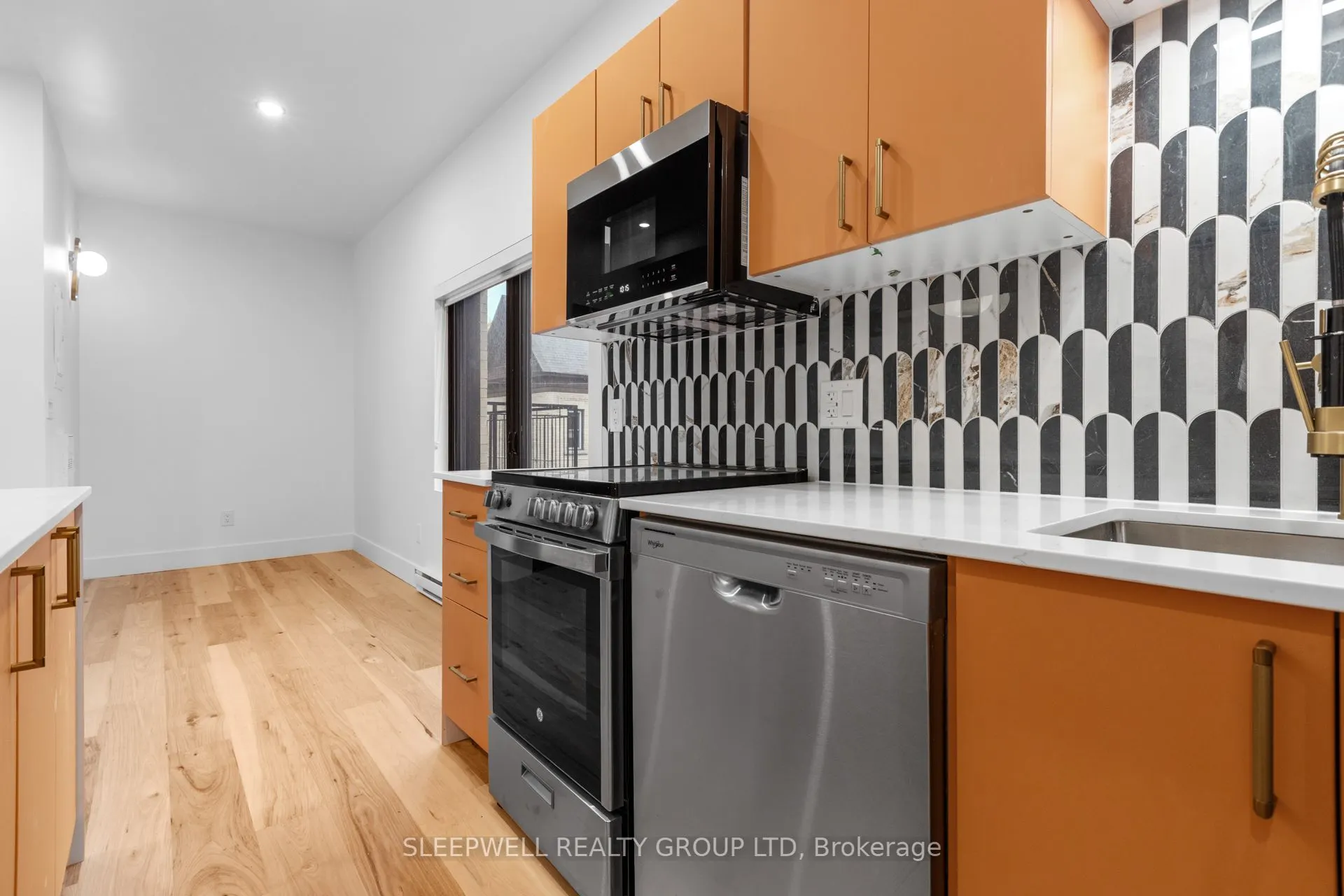 476 Wilbrod Street, #206