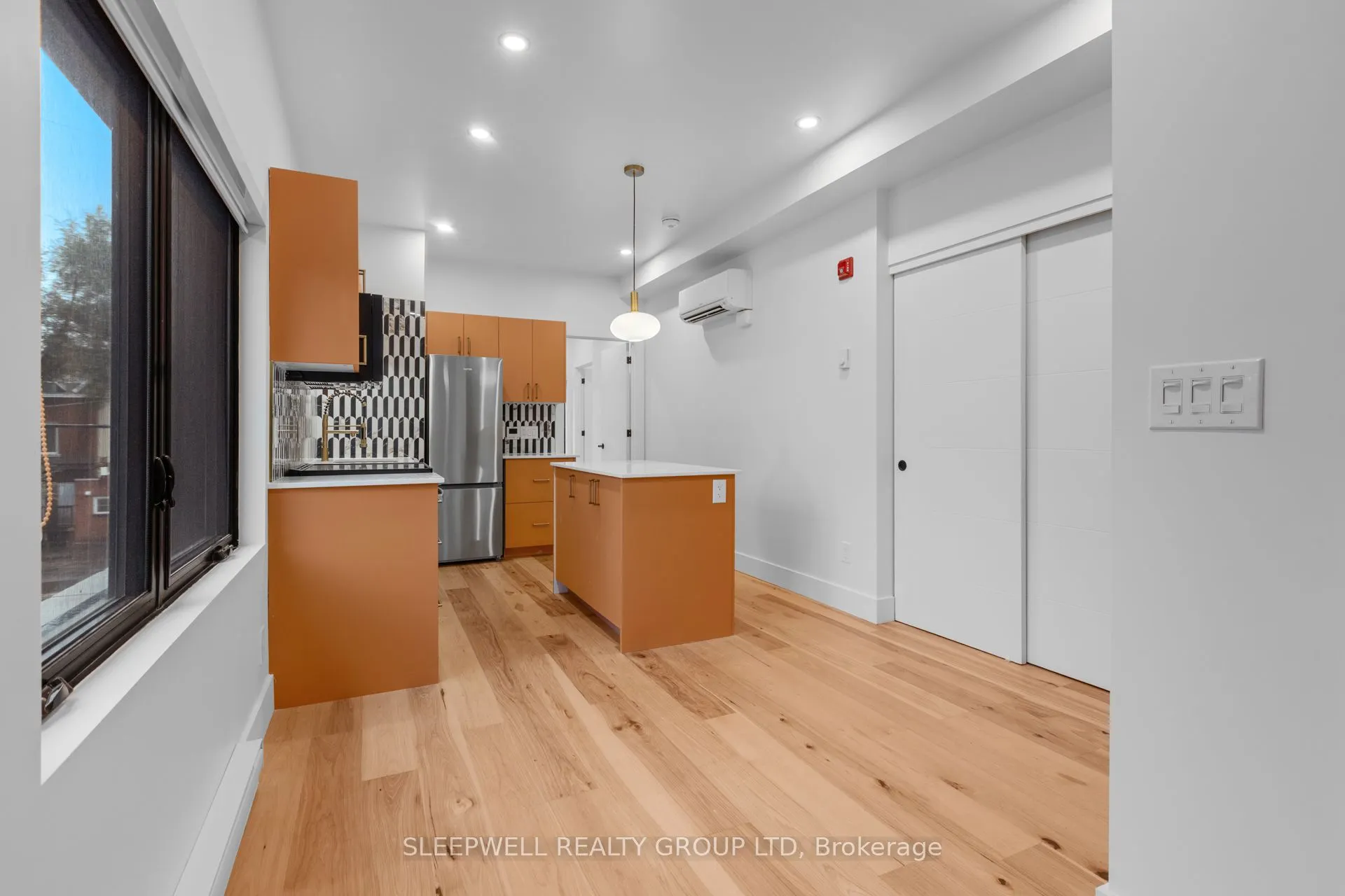 476 Wilbrod Street, #206