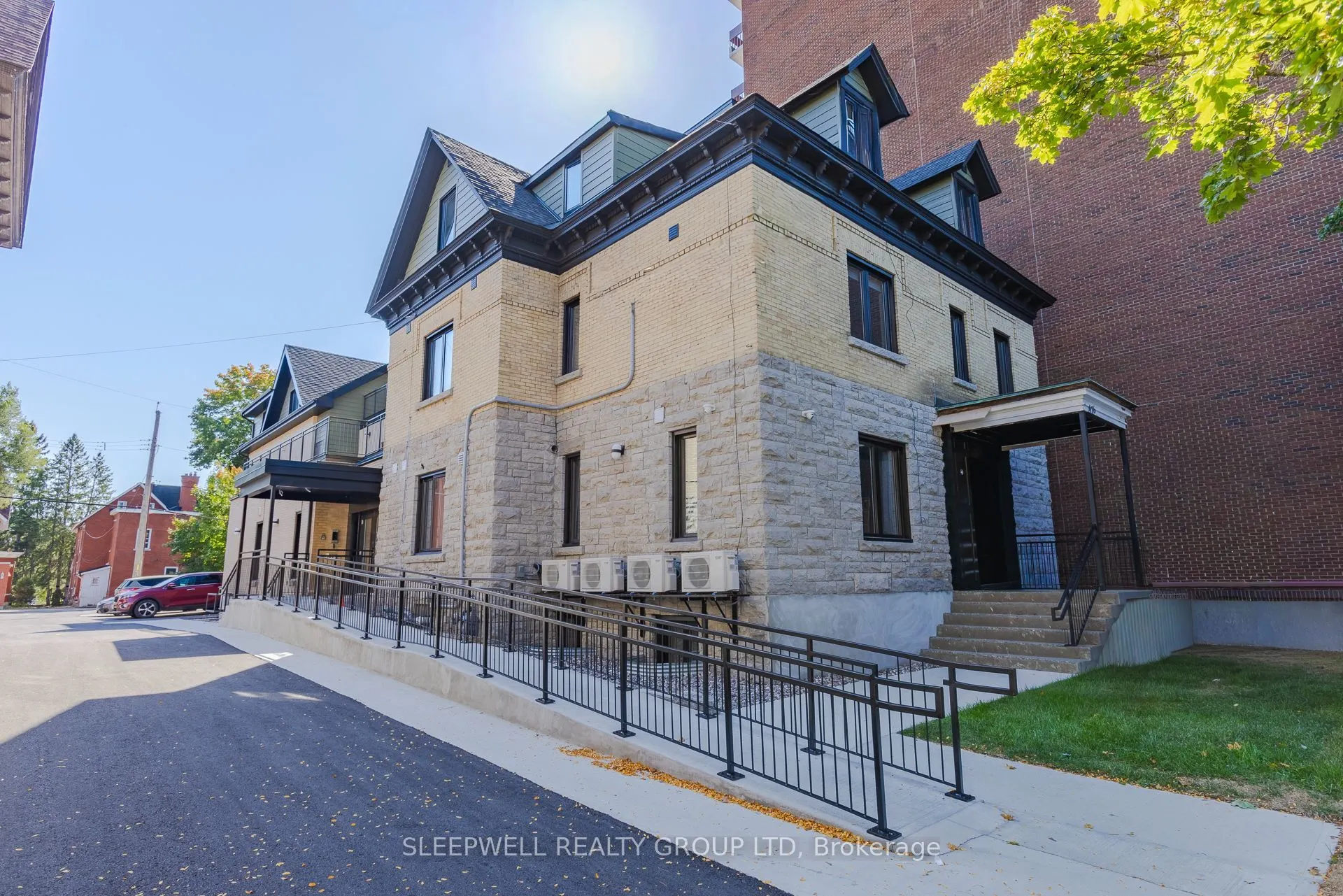476 Wilbrod Street, #106