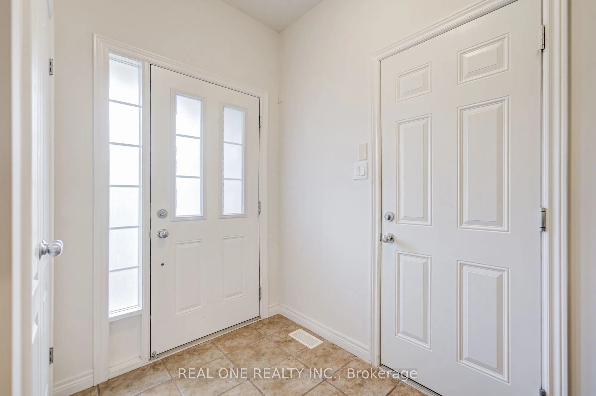 36 Palacebeach Trail