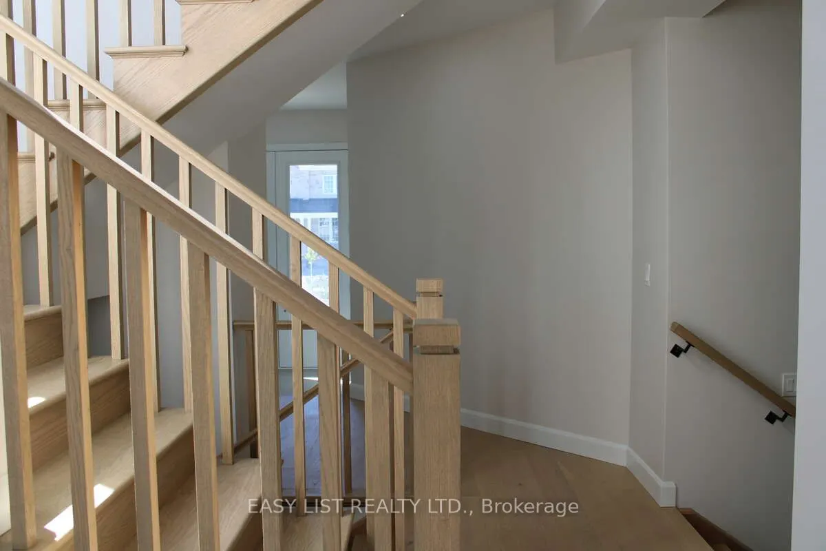 402 Sadler Way