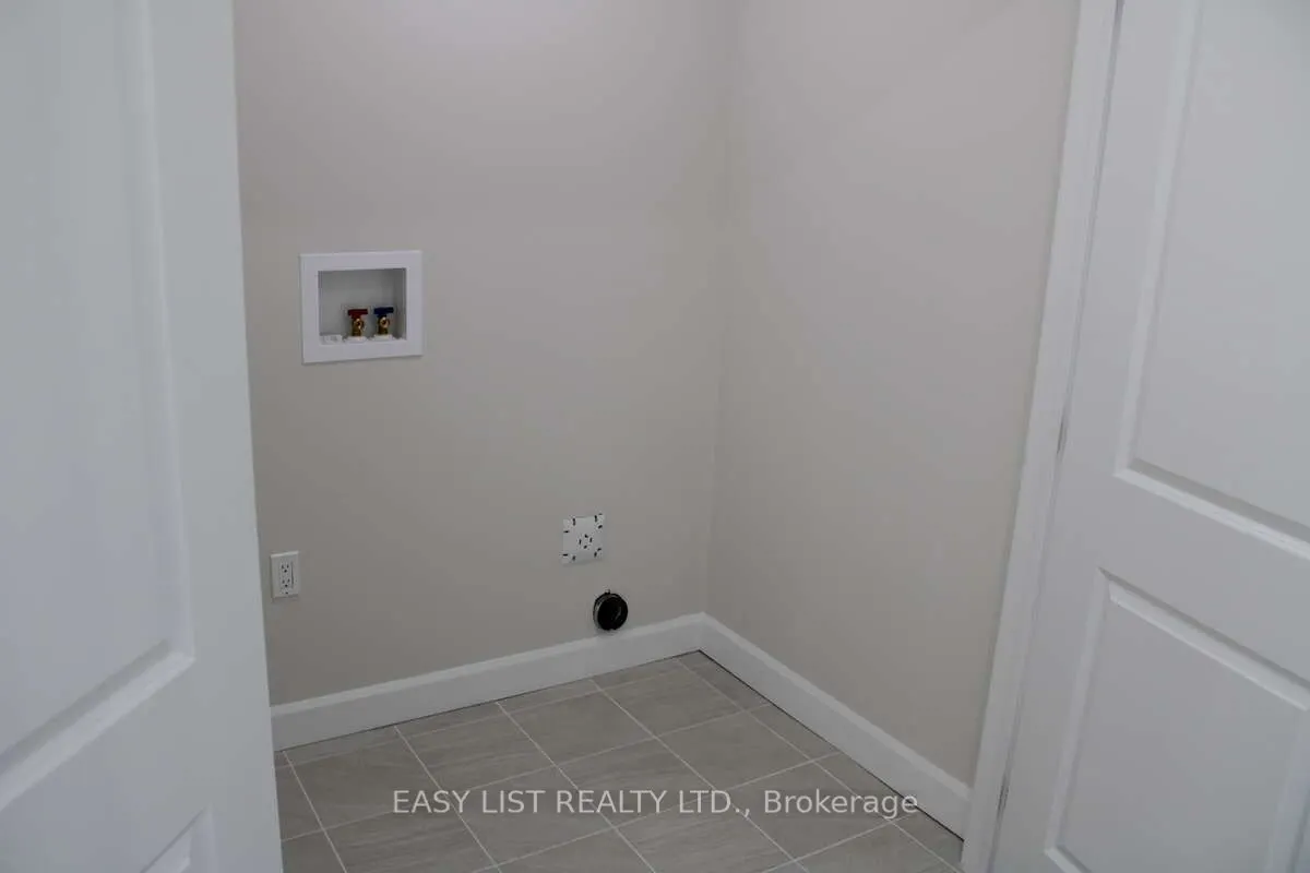 402 Sadler Way