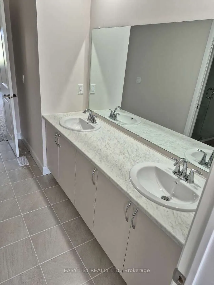 402 Sadler Way